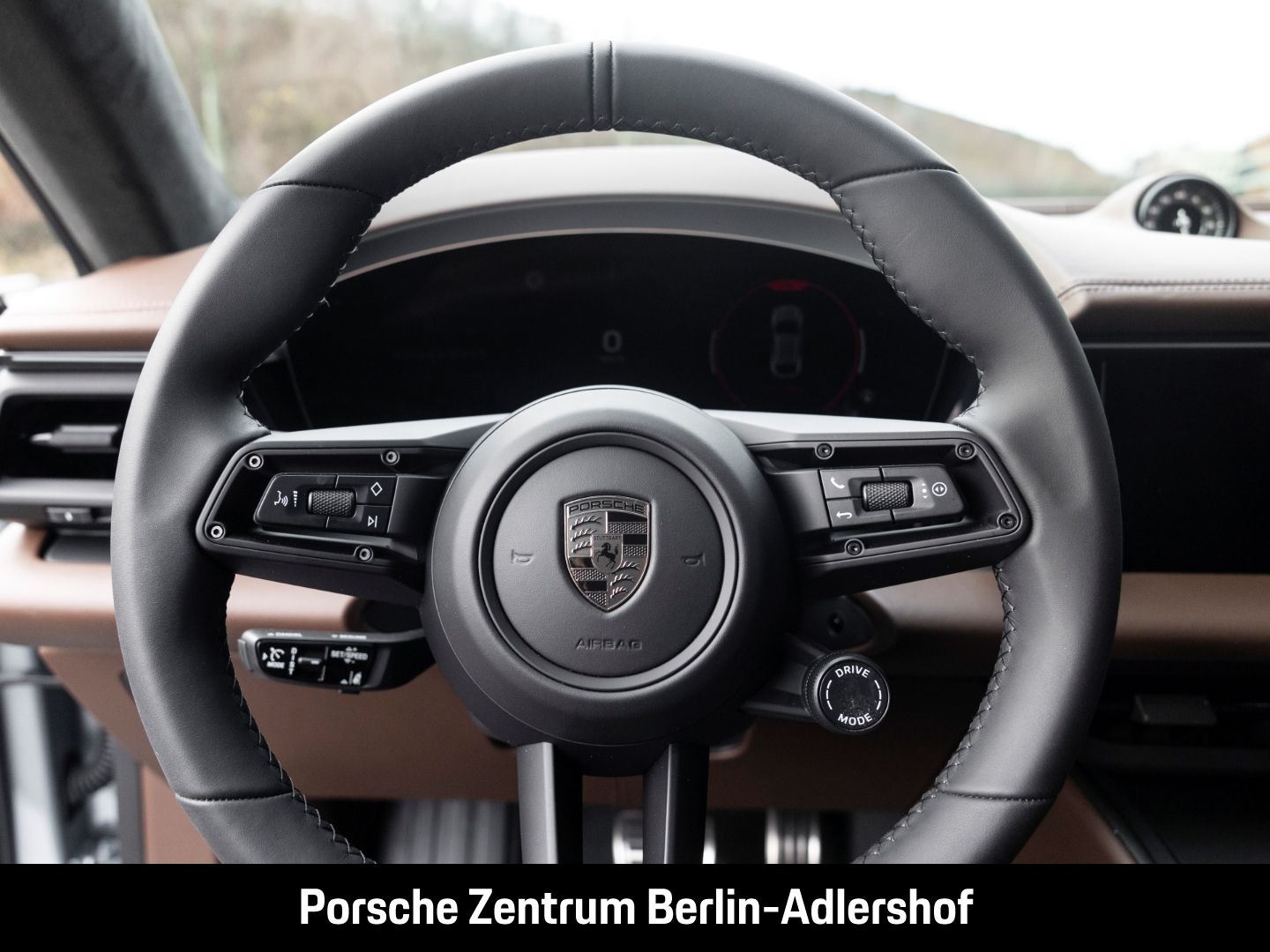 Porsche Macan Turbo - Samsaru's Car Outlet