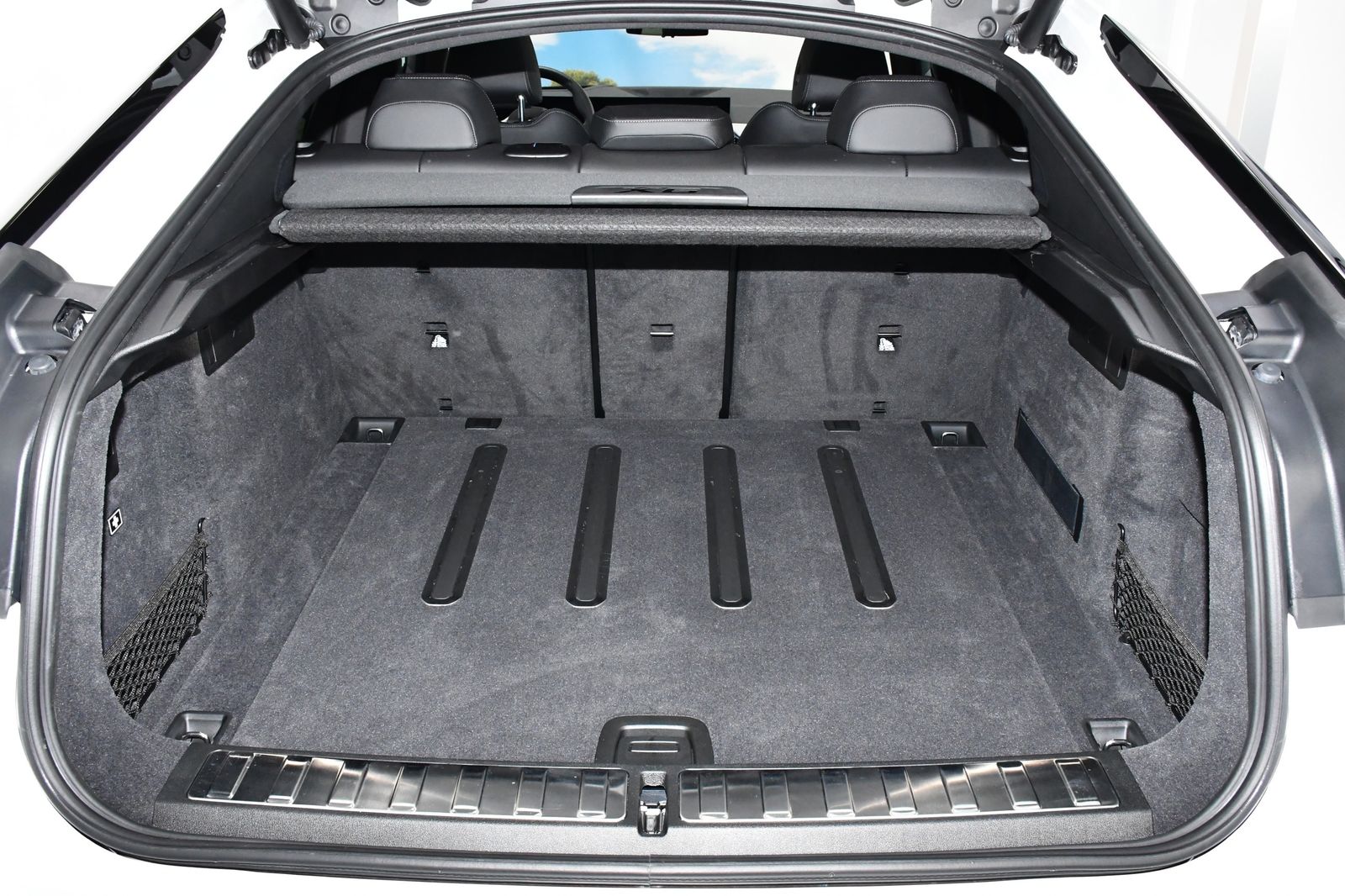 BMW X6 xDrive30d M Sport Pro - Samsaru's Car Outlet