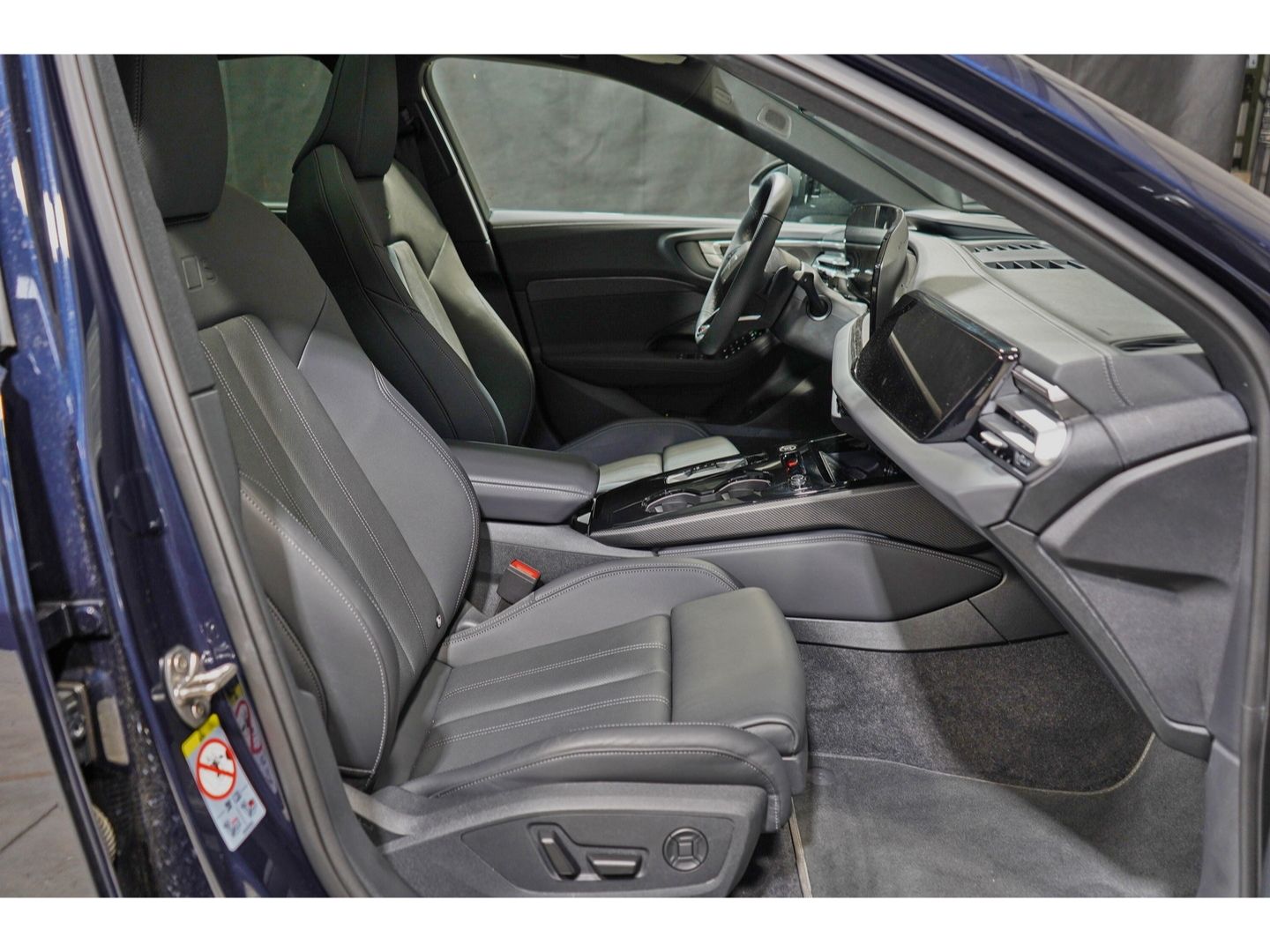 Audi A5 Limousine e-hybrid quattro S line edition one