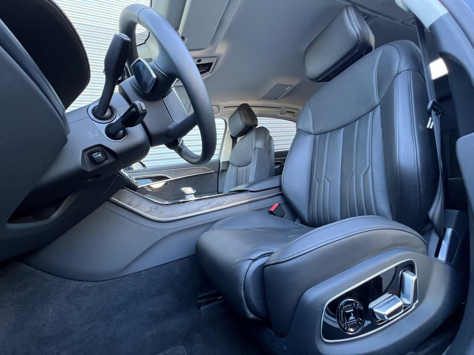 Audi A8 60 TFSI - Samsaru's Car Outlet