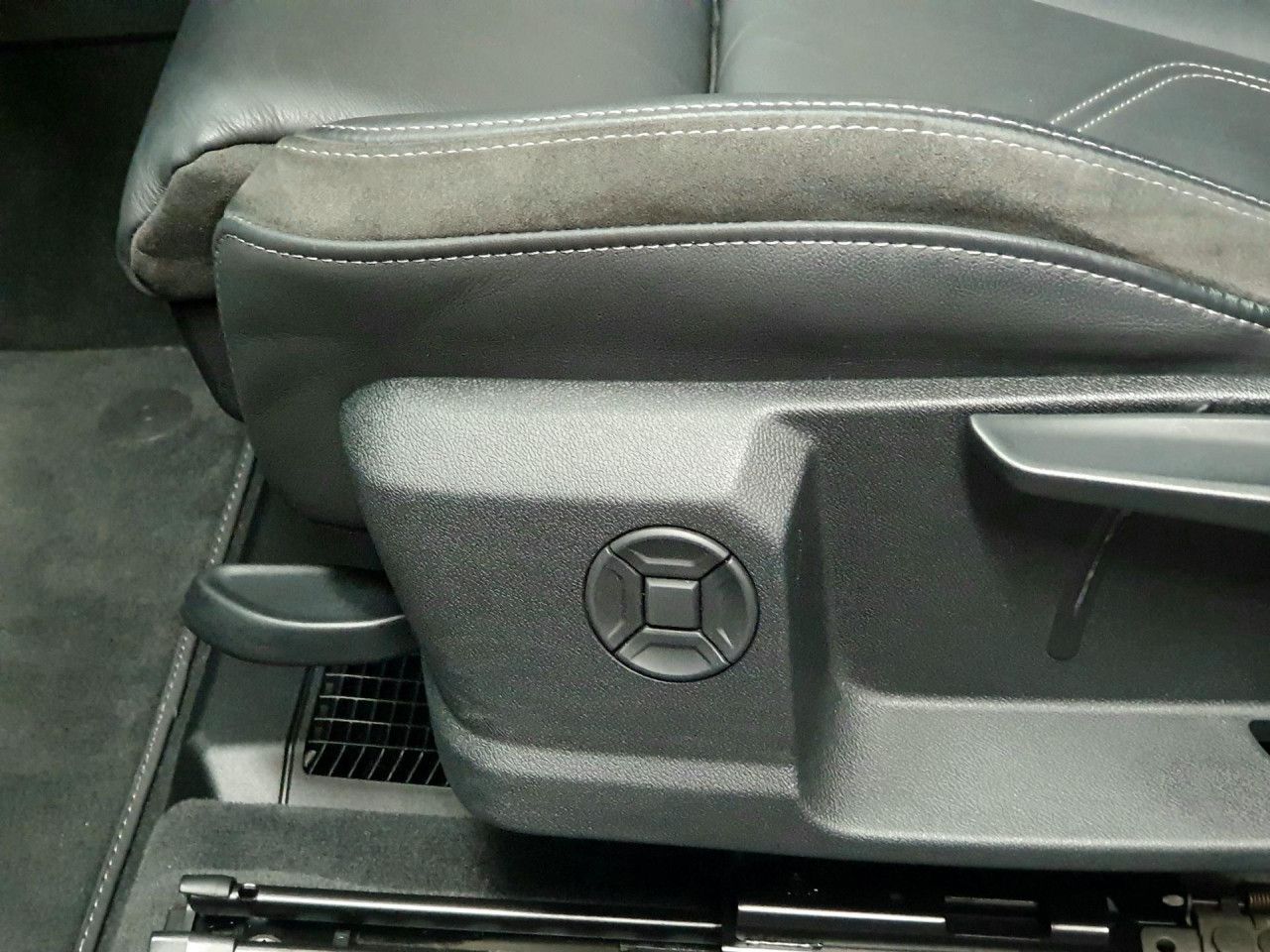 Audi Q3 40 TDI quattro S tronic S line - Samsaru's Car Outlet