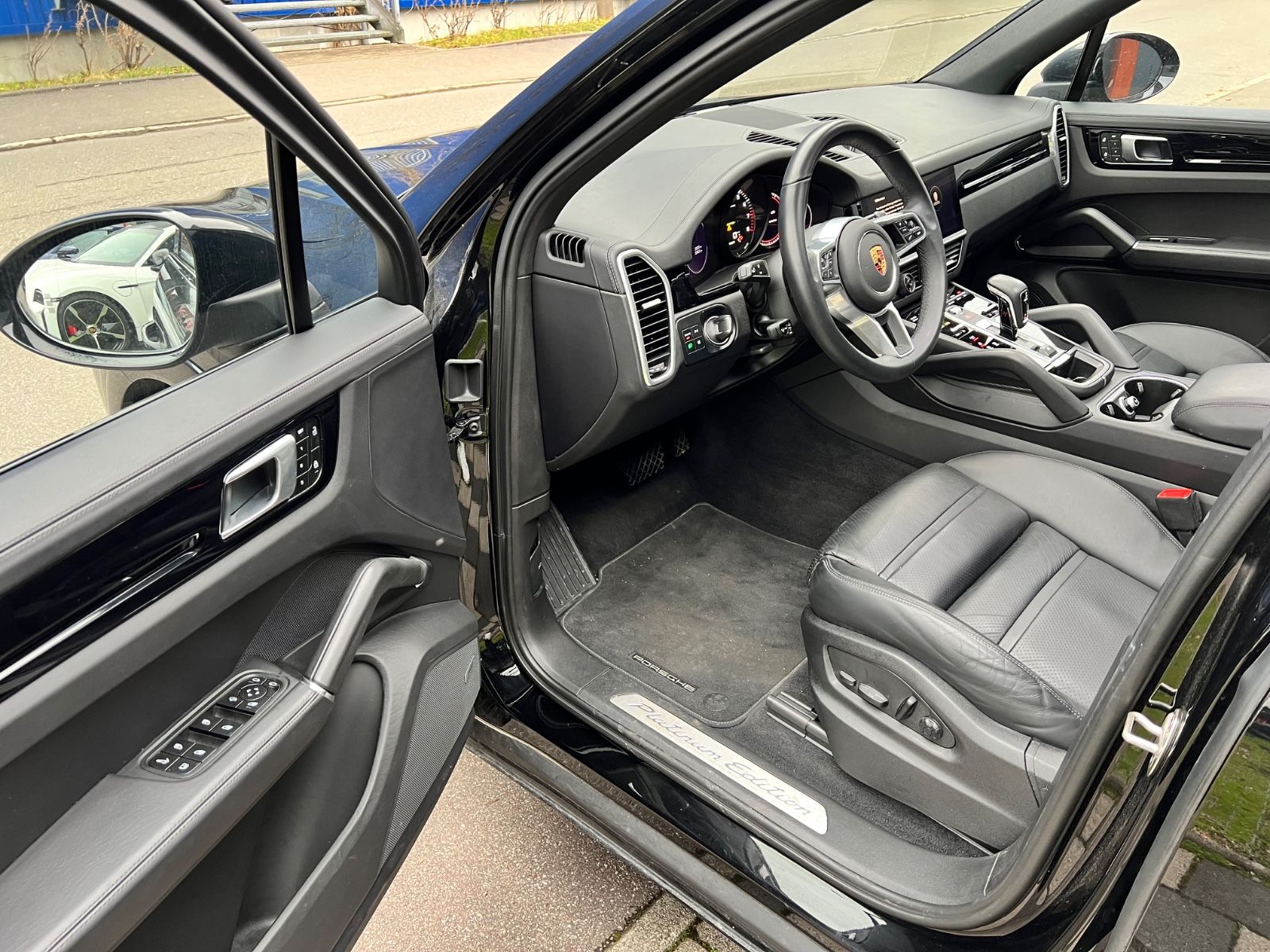 Porsche Cayenne E-Hyb #PLATINUM Ed. SPORT DESIGN 22"ALU!