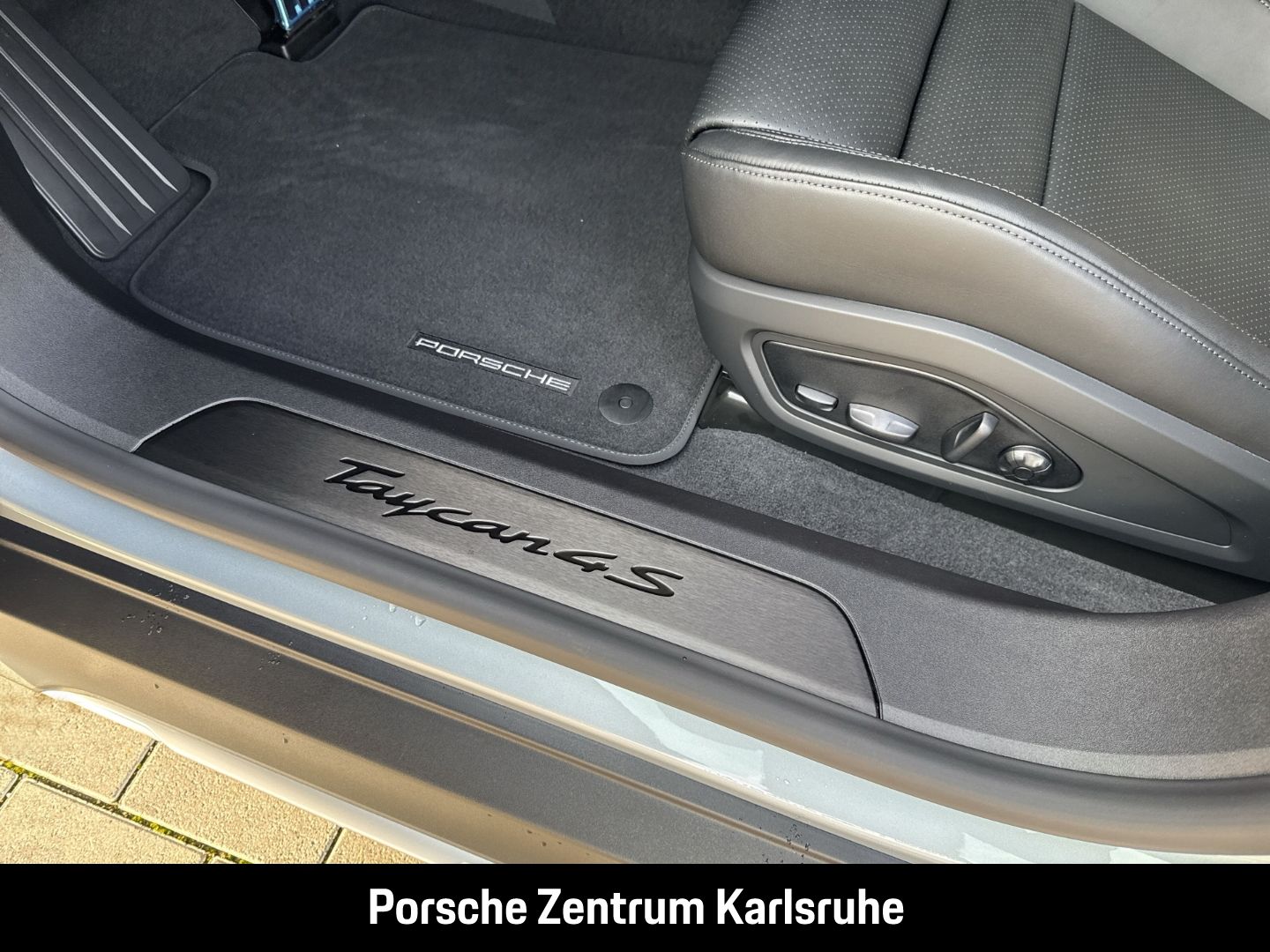 Porsche Taycan 4S Cross Turismo BOSE Panoramadach LED