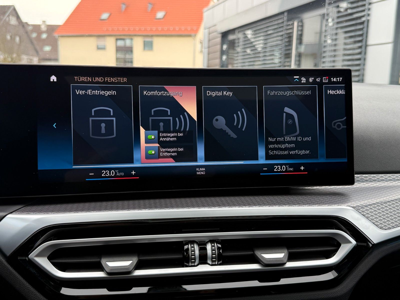 BMW 320d xD M Sport pro HuD AHK Pano hifi StHzg