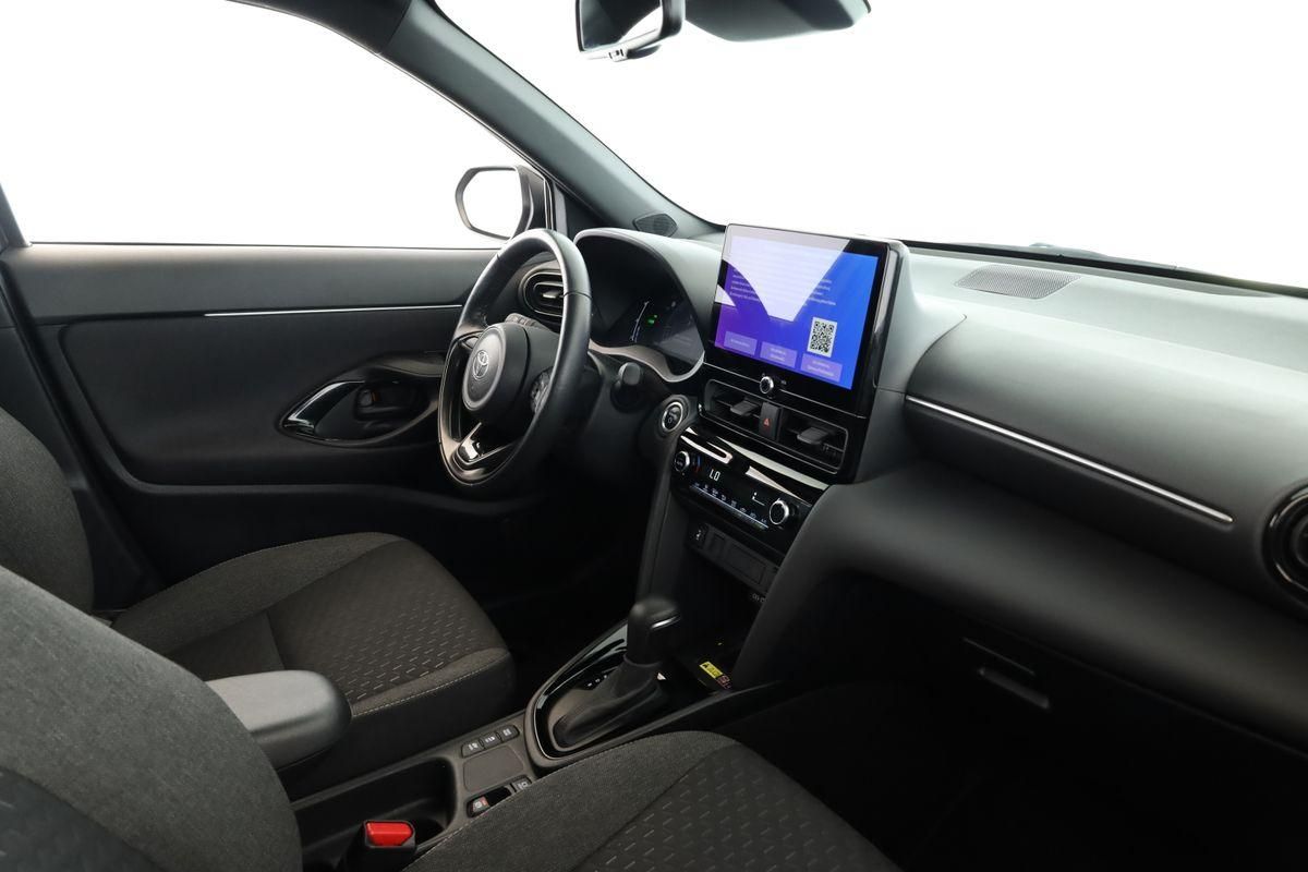 Toyota Yaris Cross CVT Team D LED Navi SHZ iACC Kam 17"