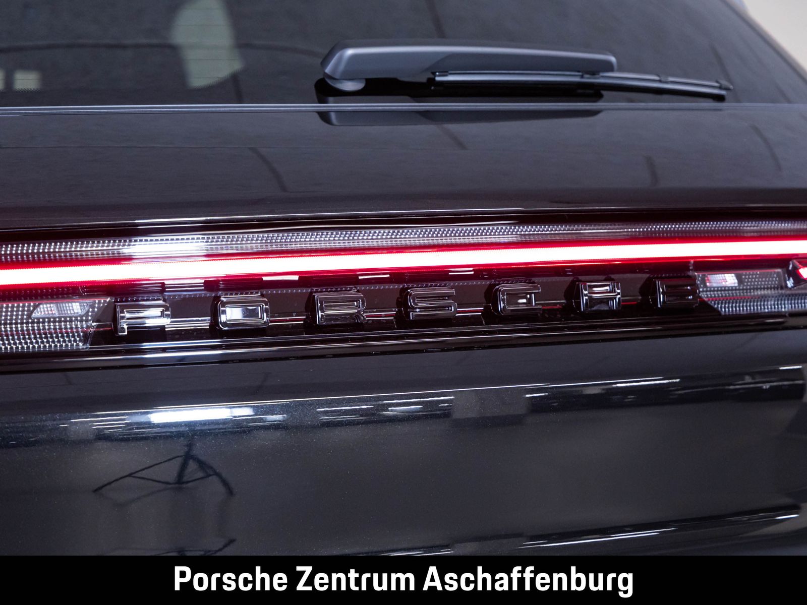 Porsche Cayenne E-Hybrid Panoramadach Luftfederung