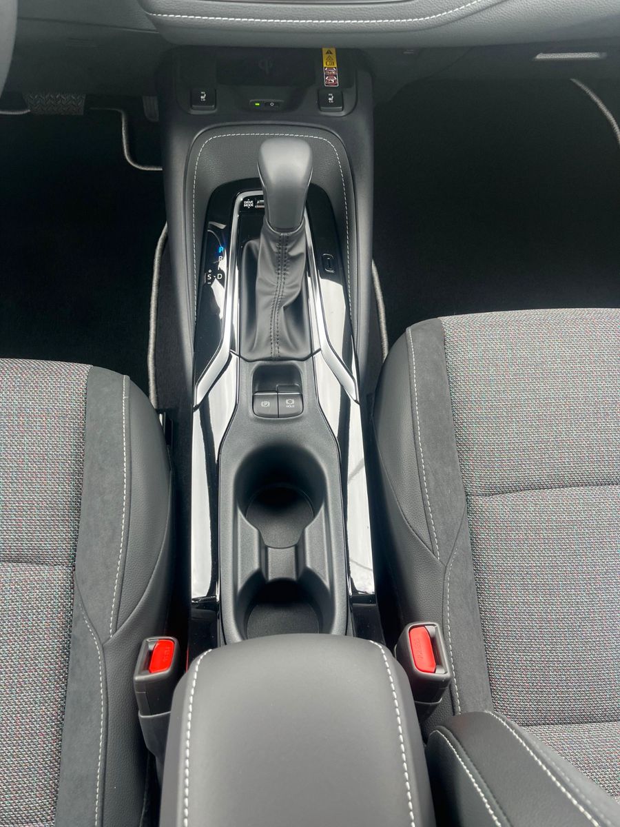 Toyota Corolla Hybrid 2,0l Teamplayer *Sitzh,Kamera*