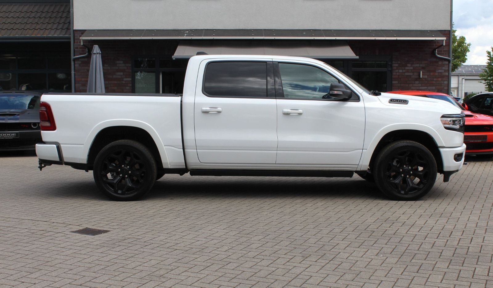 Dodge RAM 5,7L LIMITED, Unfallfrei, 1. Hand, LPG, 360°