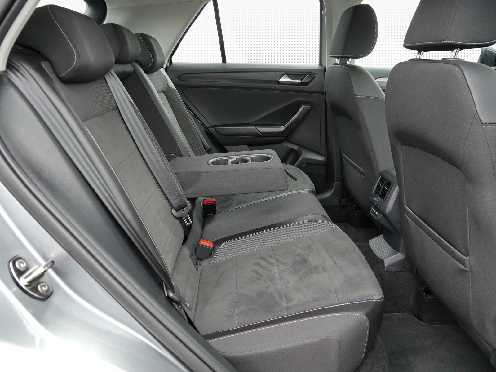 Volkswagen T-Roc Style 1.0 TSI - Samsaru's Car Outlet