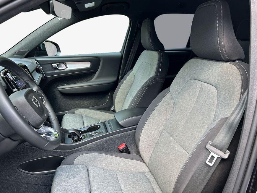 Volvo XC40 B3 Core - Samsaru's Car Outlet