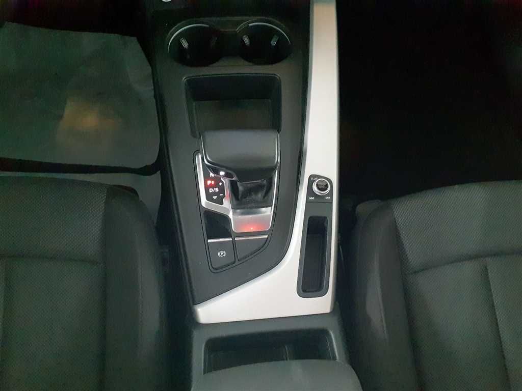 Audi A4 Avant 35 2.0 TDI S-tronic - Samsaru's Car Outlet