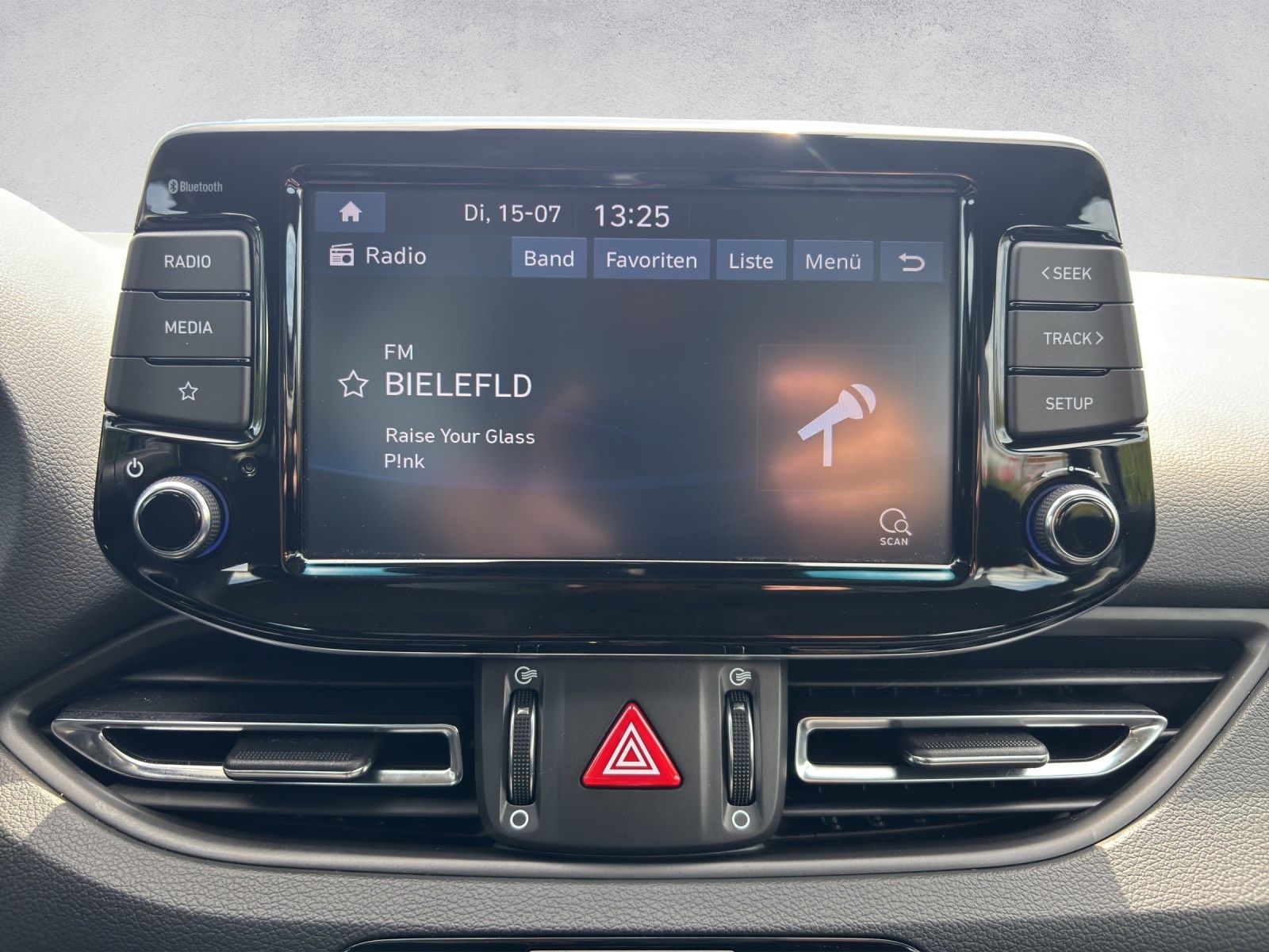 Hyundai i30 1.0 T-GDi DCT Trend - Samsaru's Car Outlet