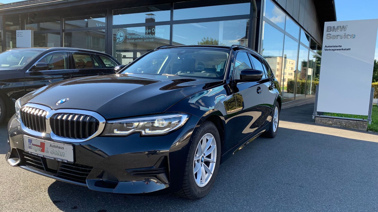 BMW 320i Touring Sport Line - Samsaru's Car Outlet