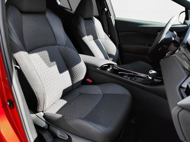 Toyota C-HR 1.8 Hybrid - Samsaru's Car Outlet