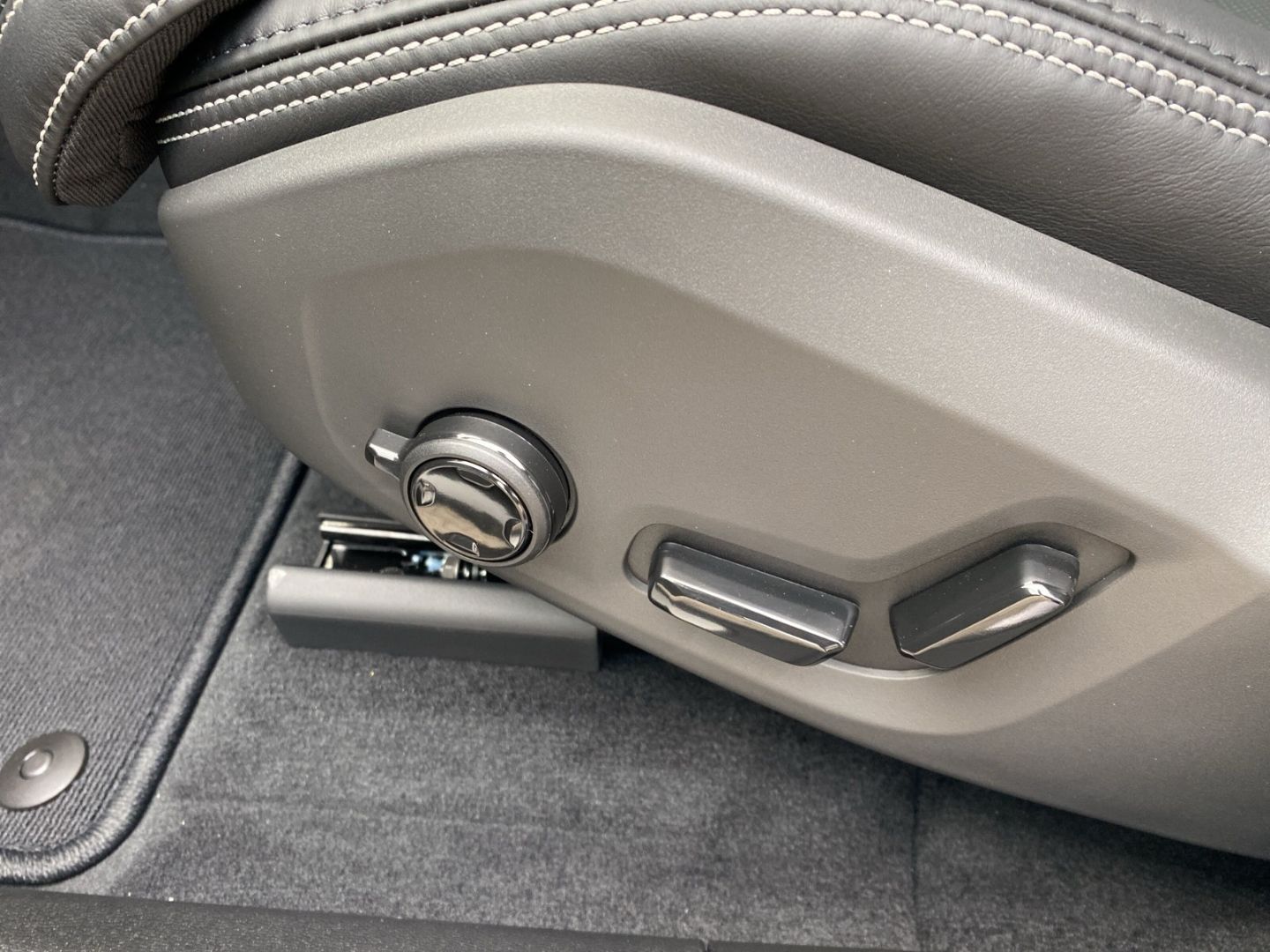 Volvo XC60 Ultra Black Edition T6 AWD HUD 22'' AHZV Pa