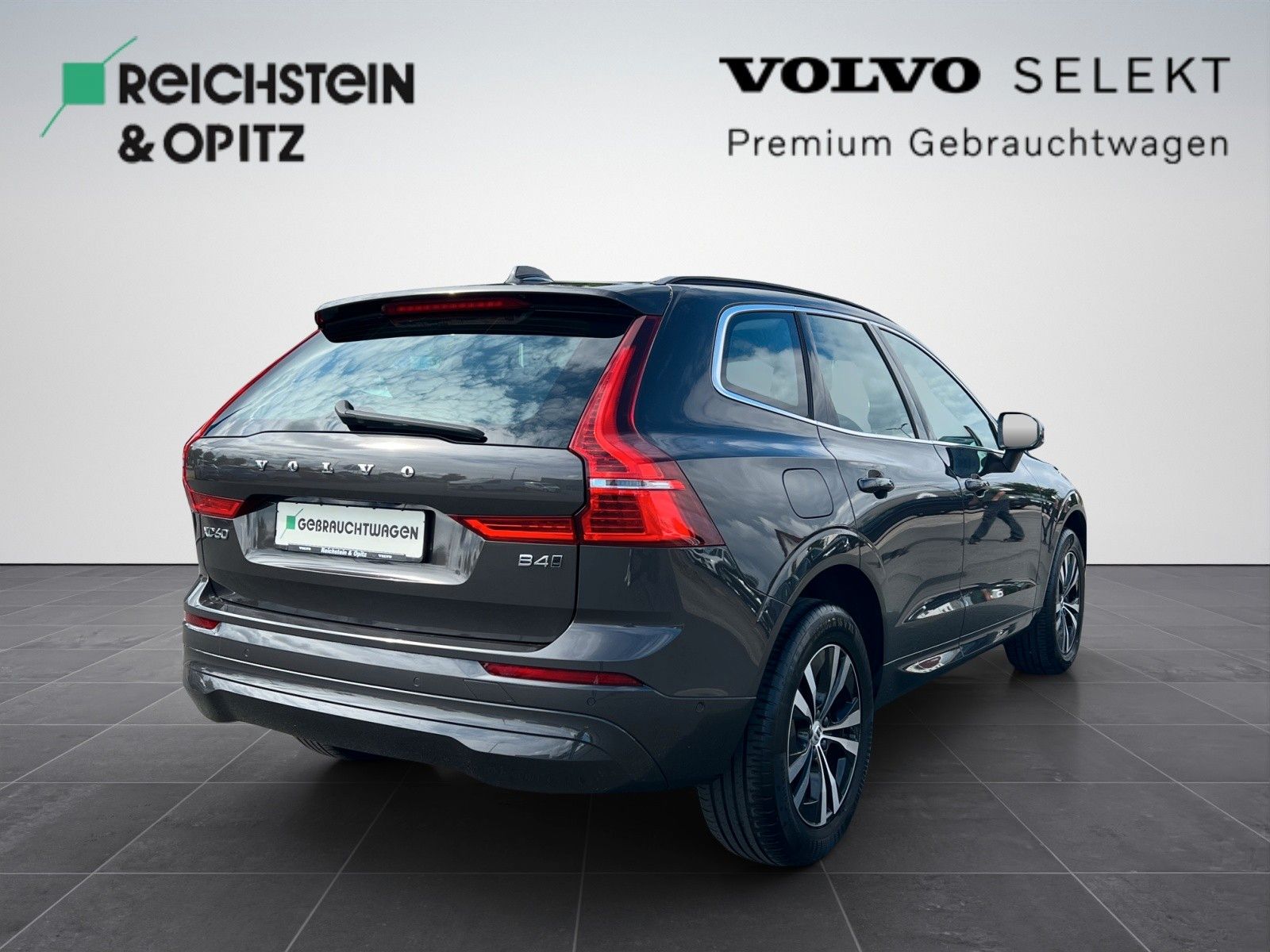 Volvo XC60 B4 Momentum Pro Geartronic AWD - Samsaru's Car Outlet