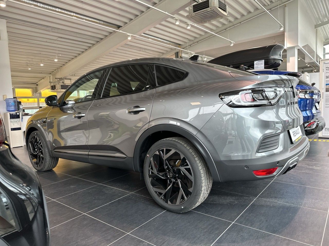Renault Arkana Esprit Alpine E-Tech Full Hybrid - Samsaru's Car Outlet