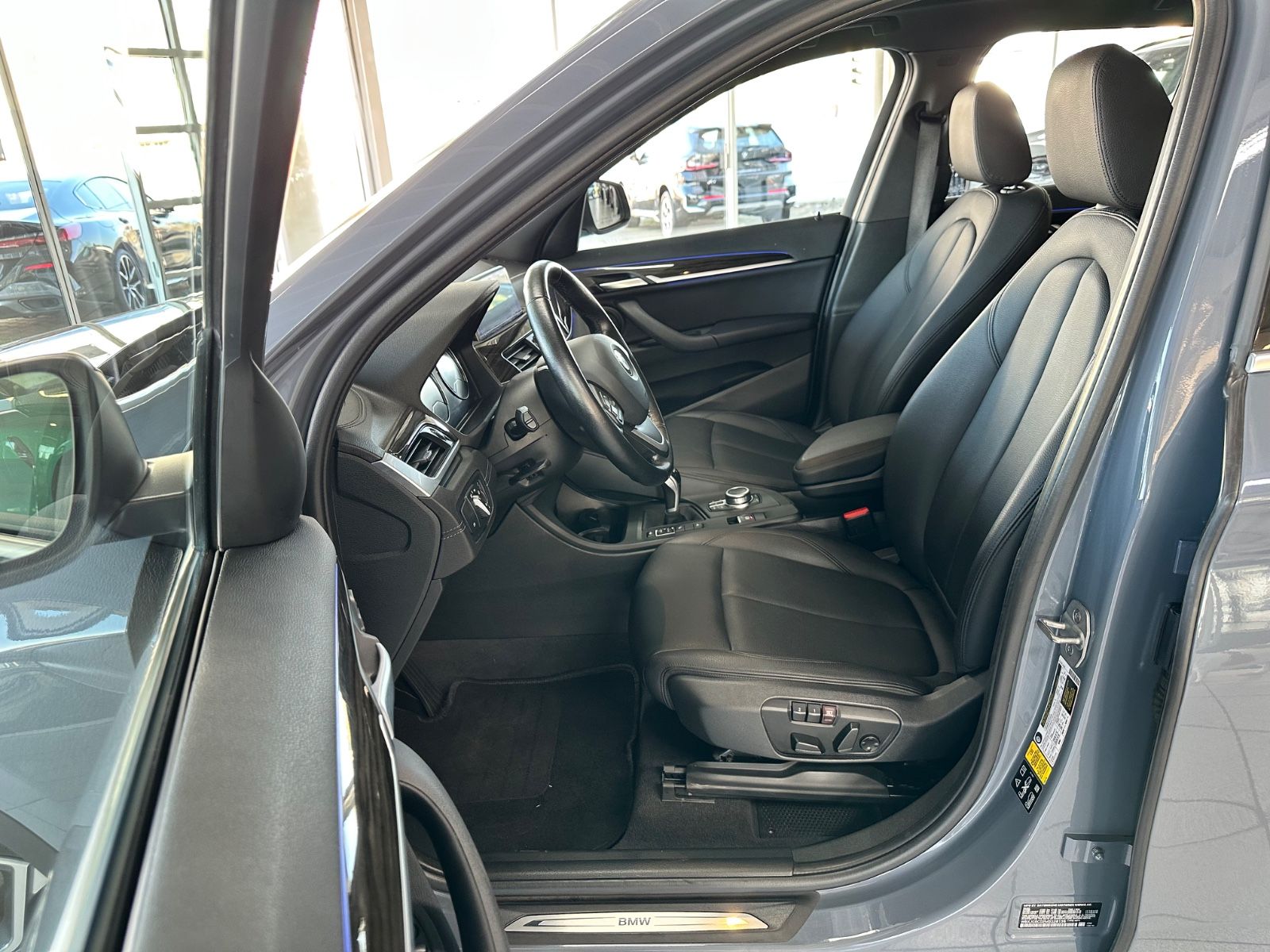 BMW X1 xDrive 28i - Samsaru's Car Outlet