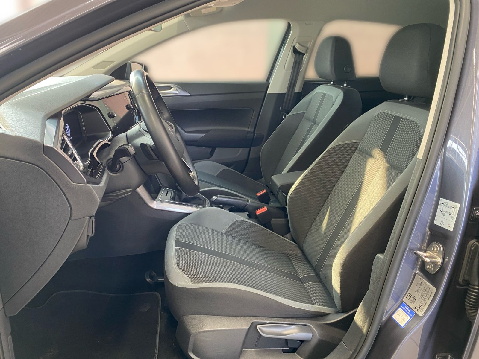 Volkswagen Polo VI Style 1.0 TSI - Samsaru's Car Outlet