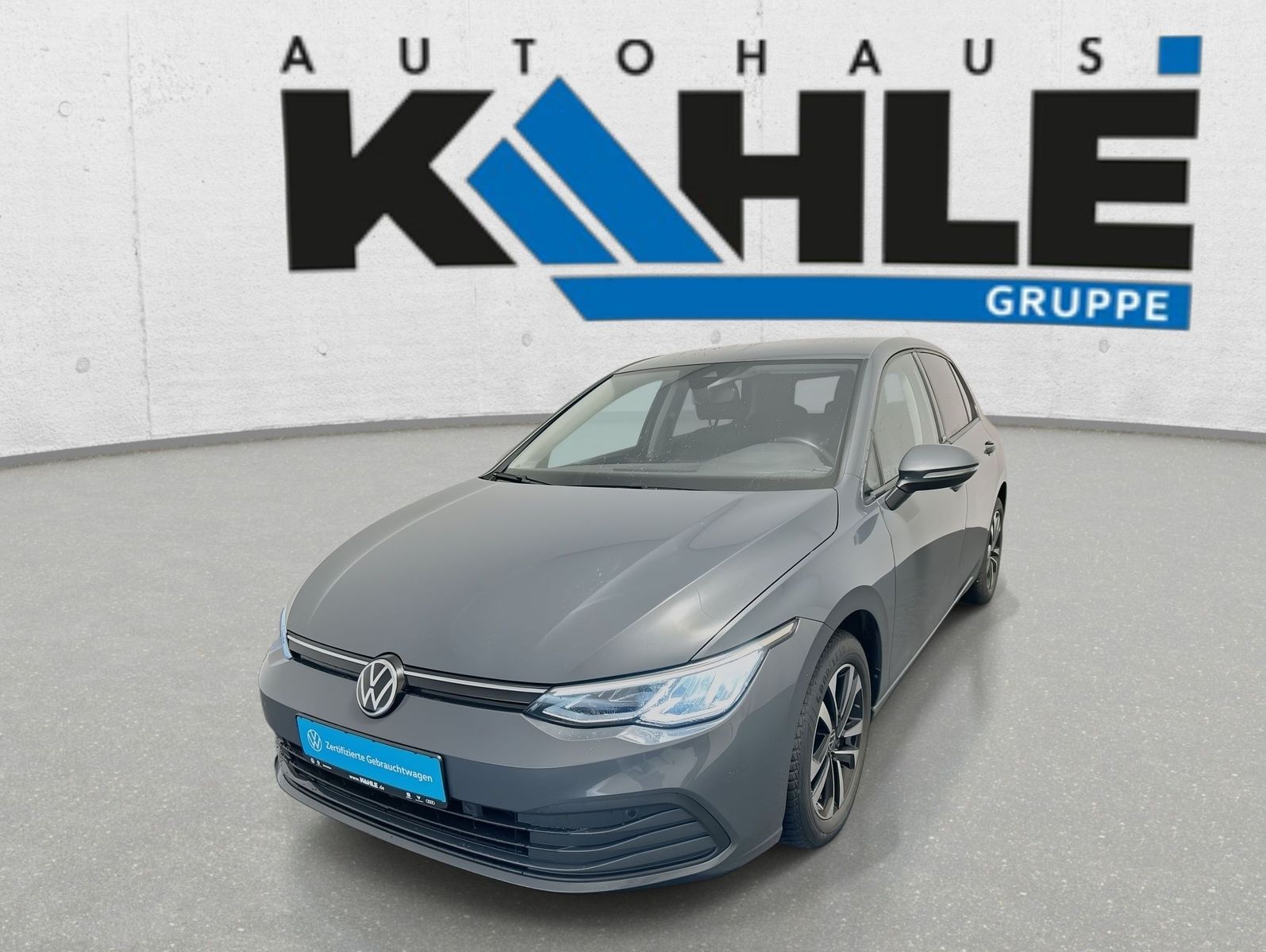 Volkswagen Golf VIII 1.0 eTSI DSG United - Samsaru's Car Outlet