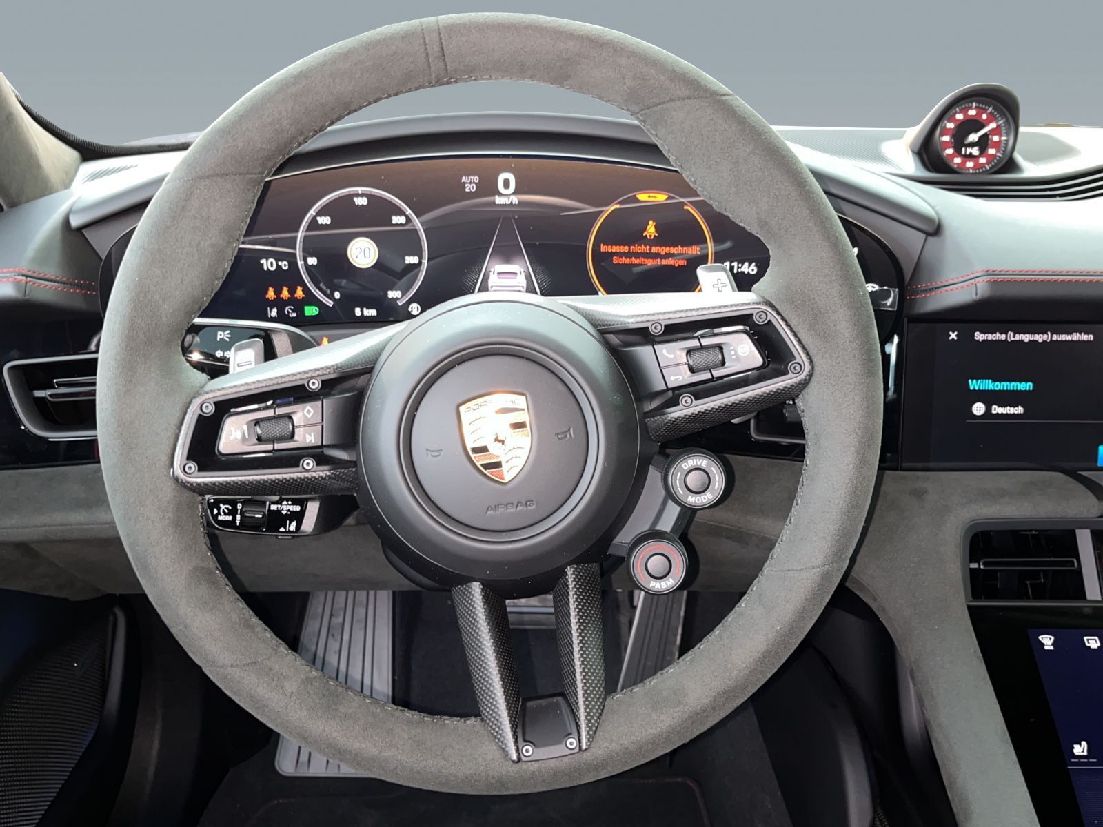 Porsche Taycan GTS - HD Matrix - Pano - Head Up - Chrono