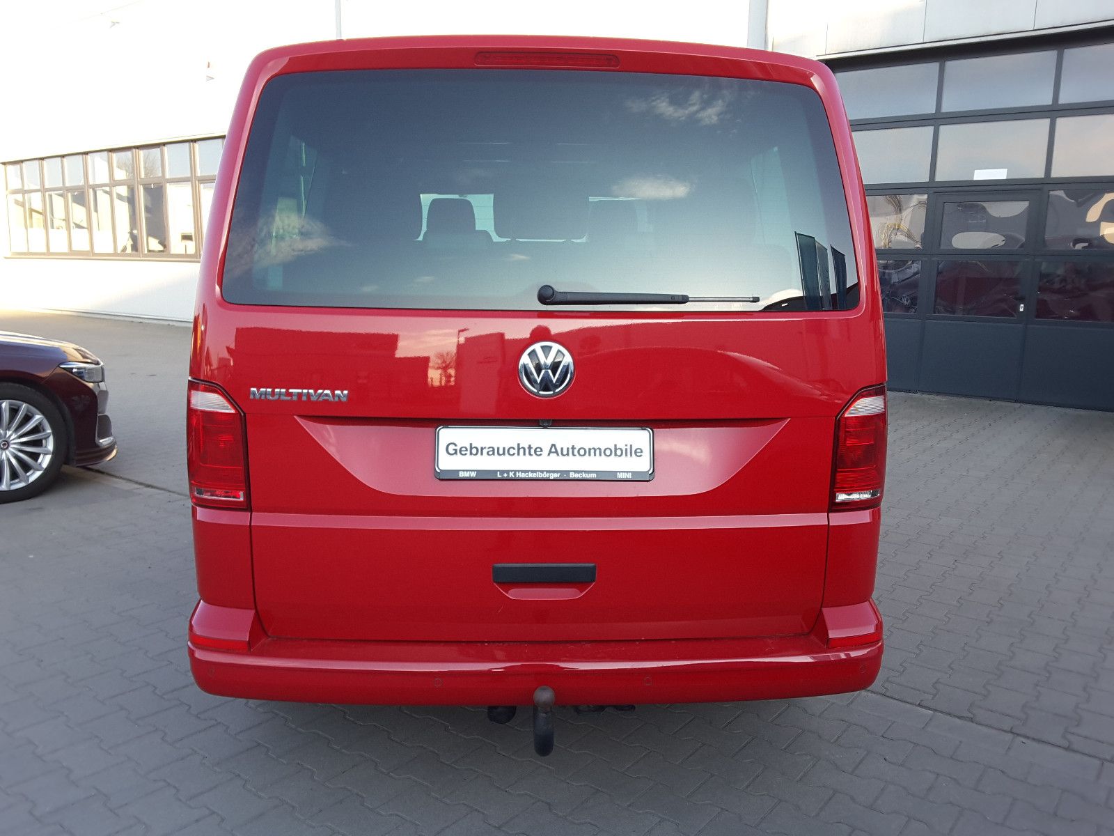 Volkswagen T6 Multivan 2.0 TDI DSG - Samsaru's Car Outlet