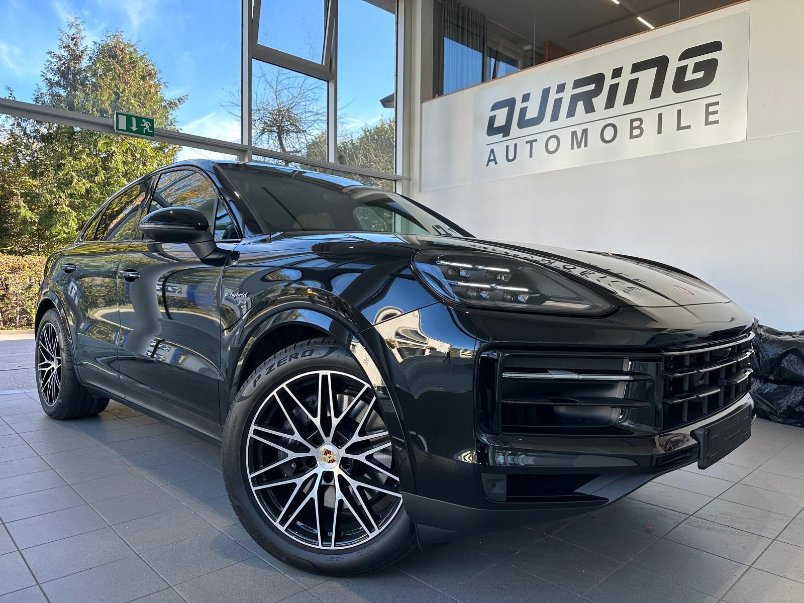 Porsche Cayenne Coupe Hybrid Facelift/sw-grün/14W/Mtx/21