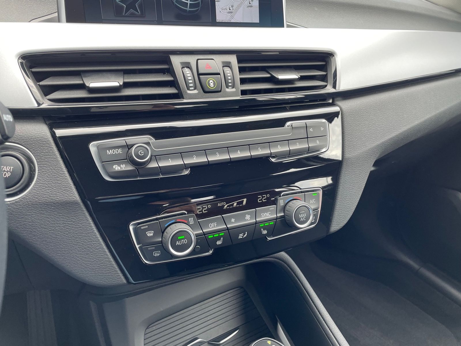 BMW X1 xDrive25e Advantage - Samsaru's Car Outlet