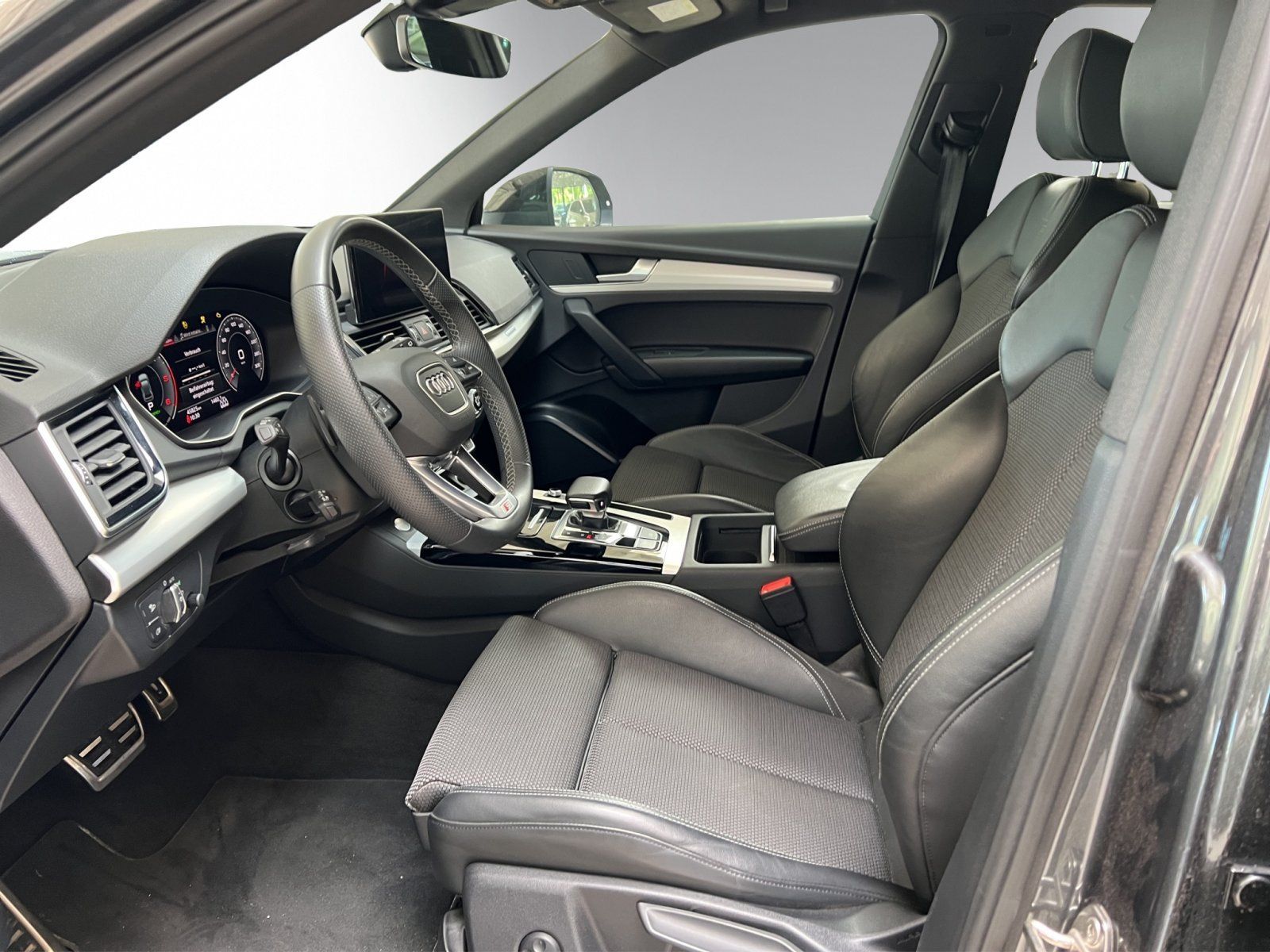 Audi Q5 40 2.0 TDI quattro S line AHK+ACC+EL.HECKKLAP