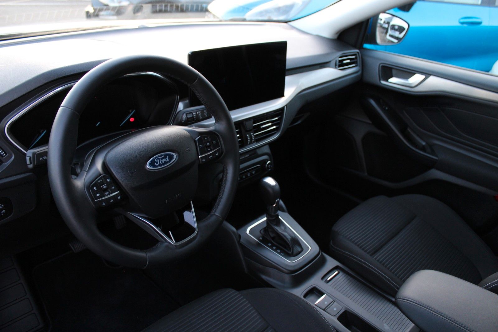 Ford Focus Titanium Turnier 1,0EcoBoost*Automatik*AHK