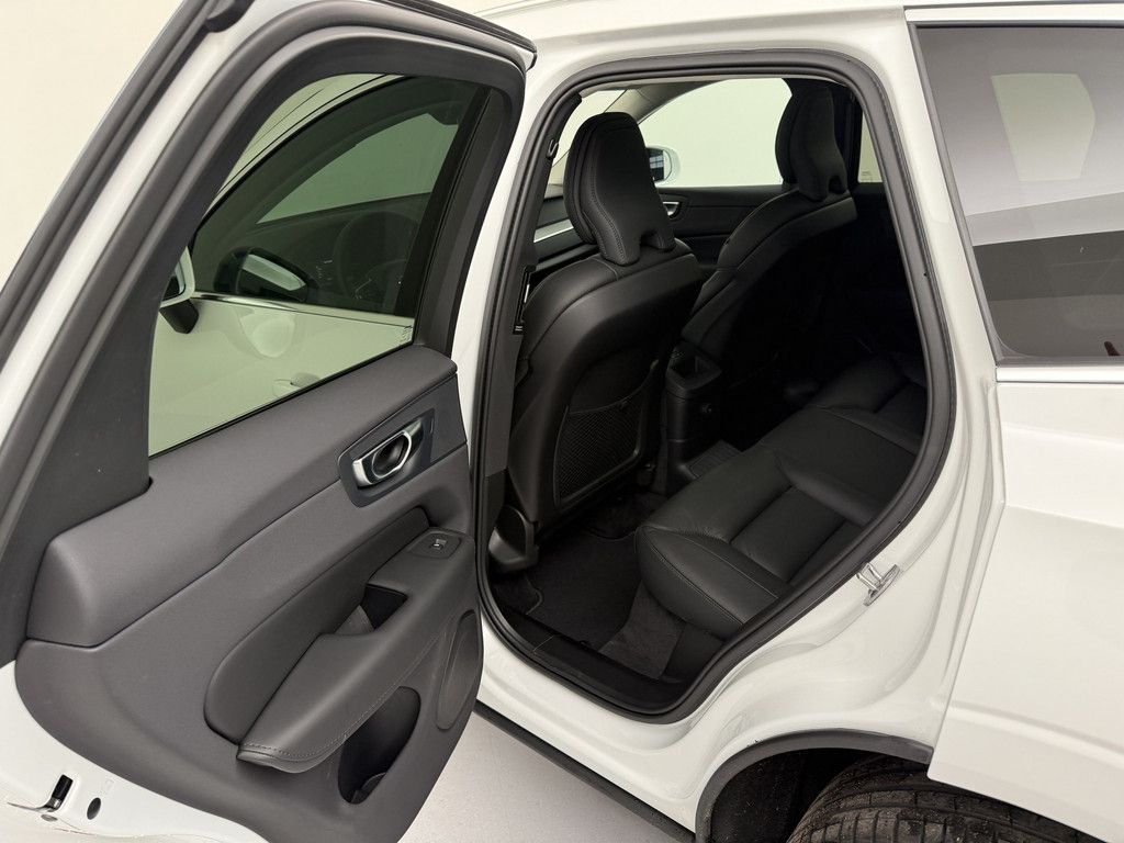 Volvo XC60 T6 Plus Bright Recharge Plug-In Hybrid AWD