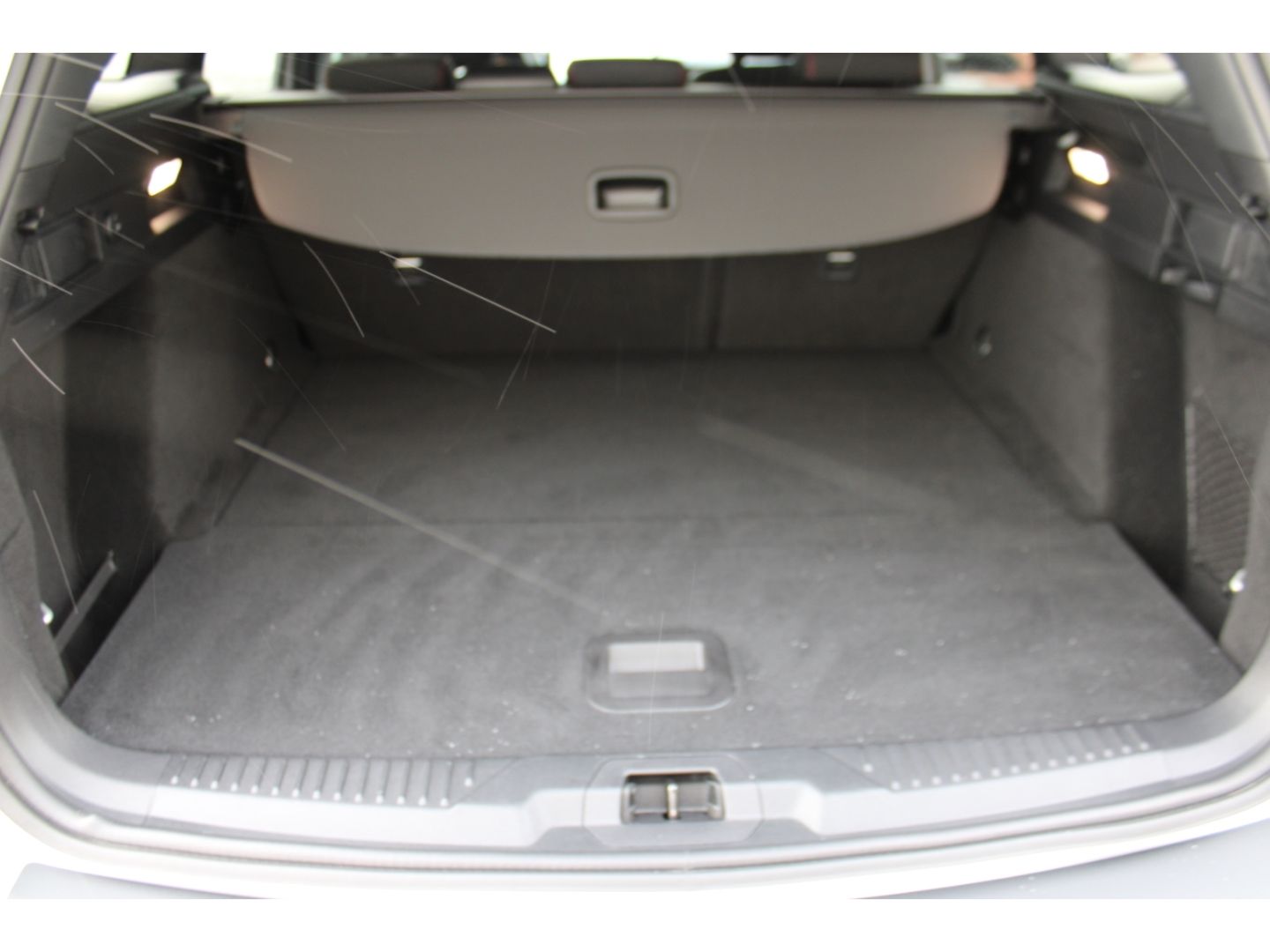 Ford Focus Turnier ST-Line ACC LED TWA Navi DAB GJR R