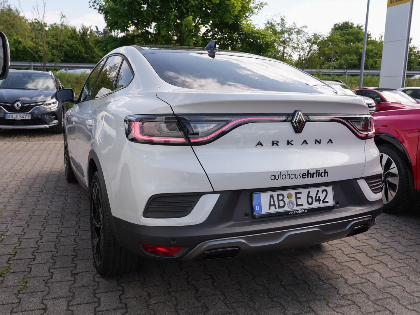 Renault Arkana ESPRIT ALPINE M-Hybrid - Samsaru's Car Outlet