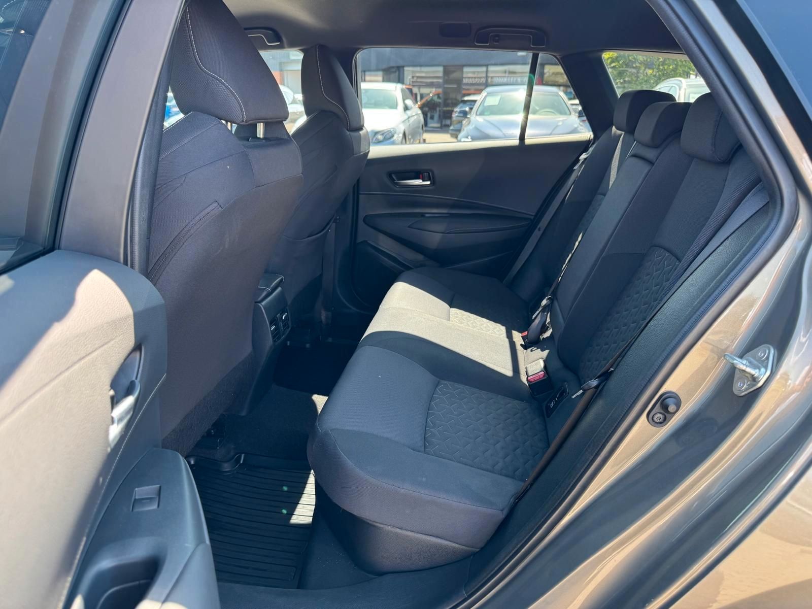 Toyota Corolla Touring Sports Hybrid Business Edition - Samsaru's Car Outlet