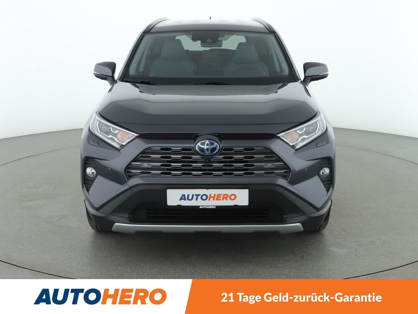 Toyota RAV 4 2.5 Hybrid 4x4 Lounge - Samsaru's Car Outlet