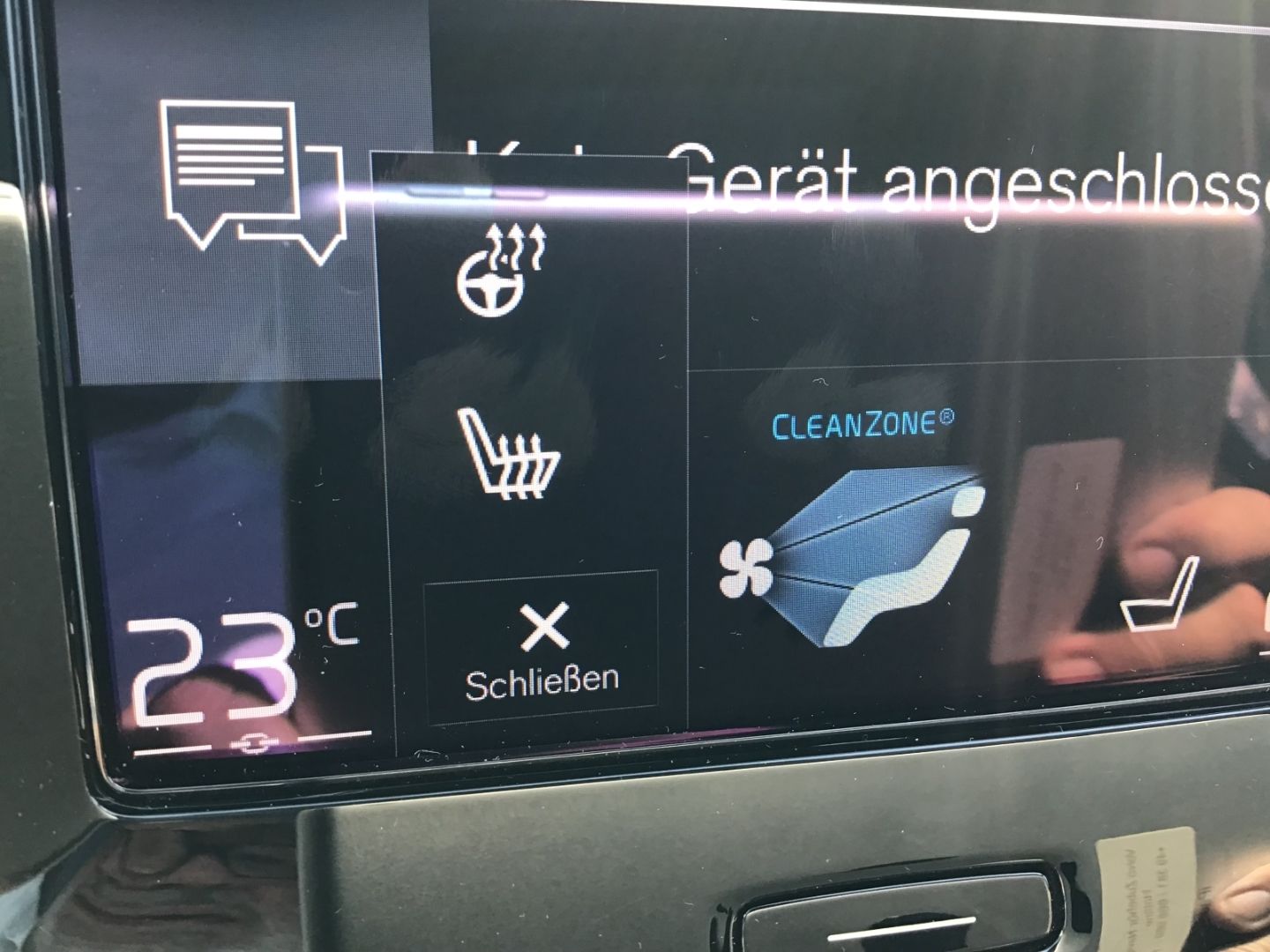 Volvo XC40 T3 Momentum Pro - Samsaru's Car Outlet