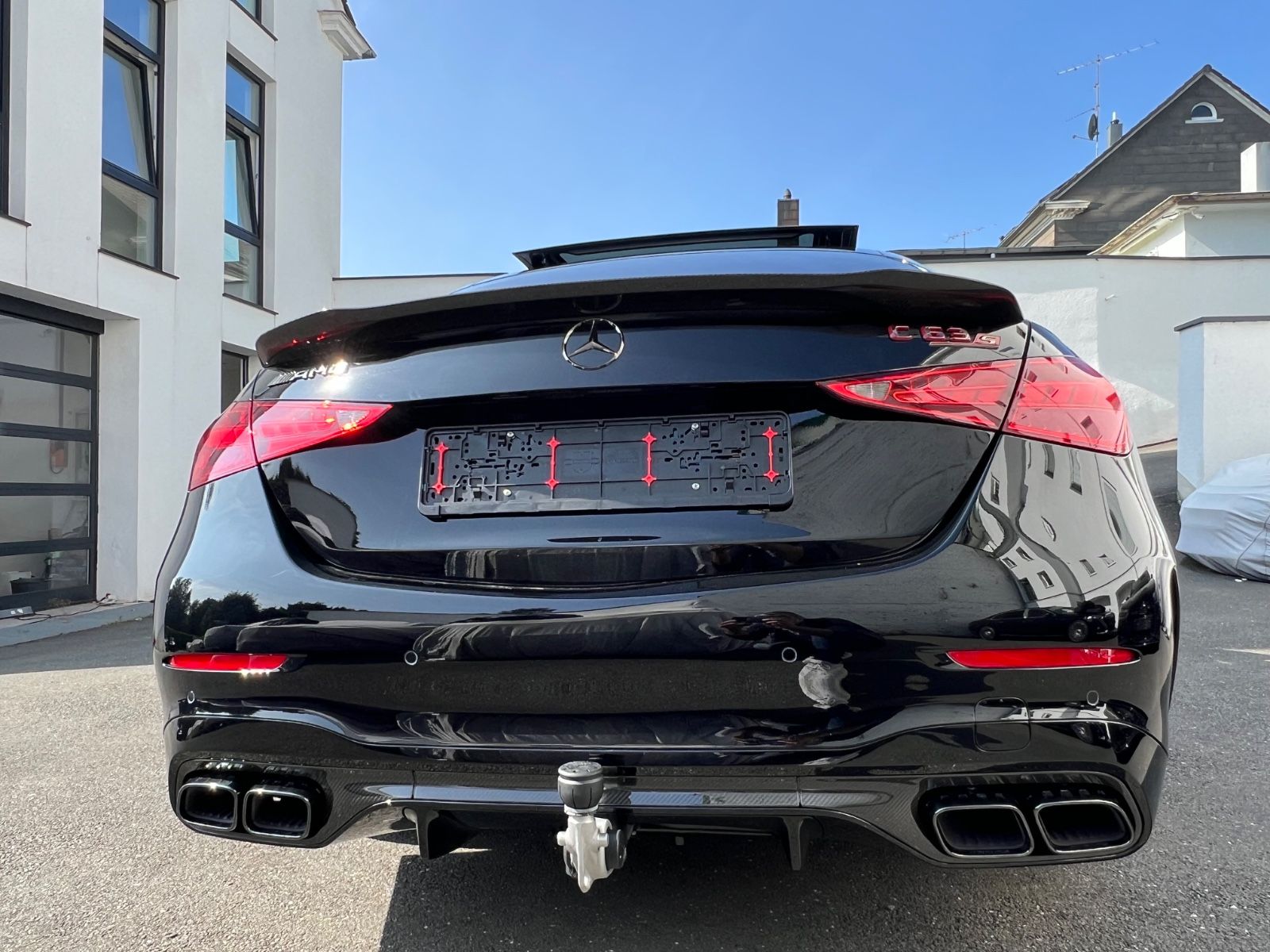 Mercedes-Benz C 63 S AMG - Samsaru's Car Outlet