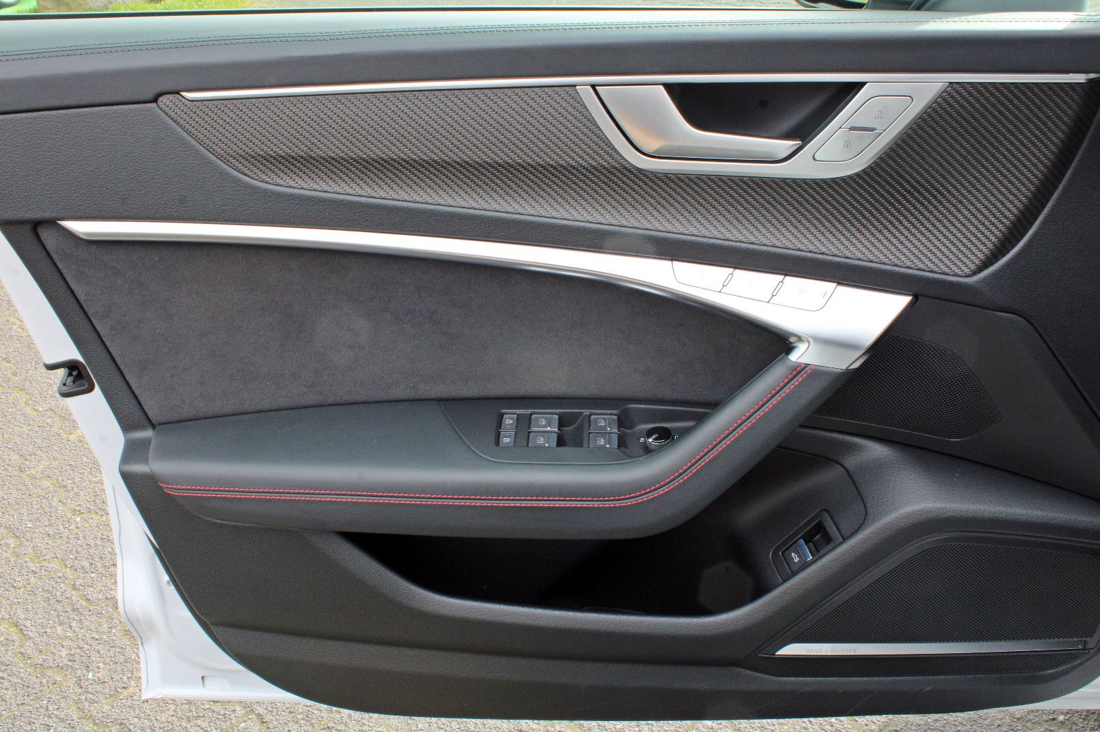 Audi RS6 Avant BLACK AHK PANO LASER HUD 280km/h LUFT