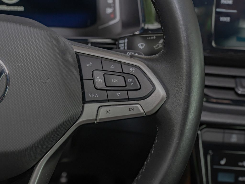 Volkswagen T-Roc 1.5 TSI Style - Samsaru's Car Outlet