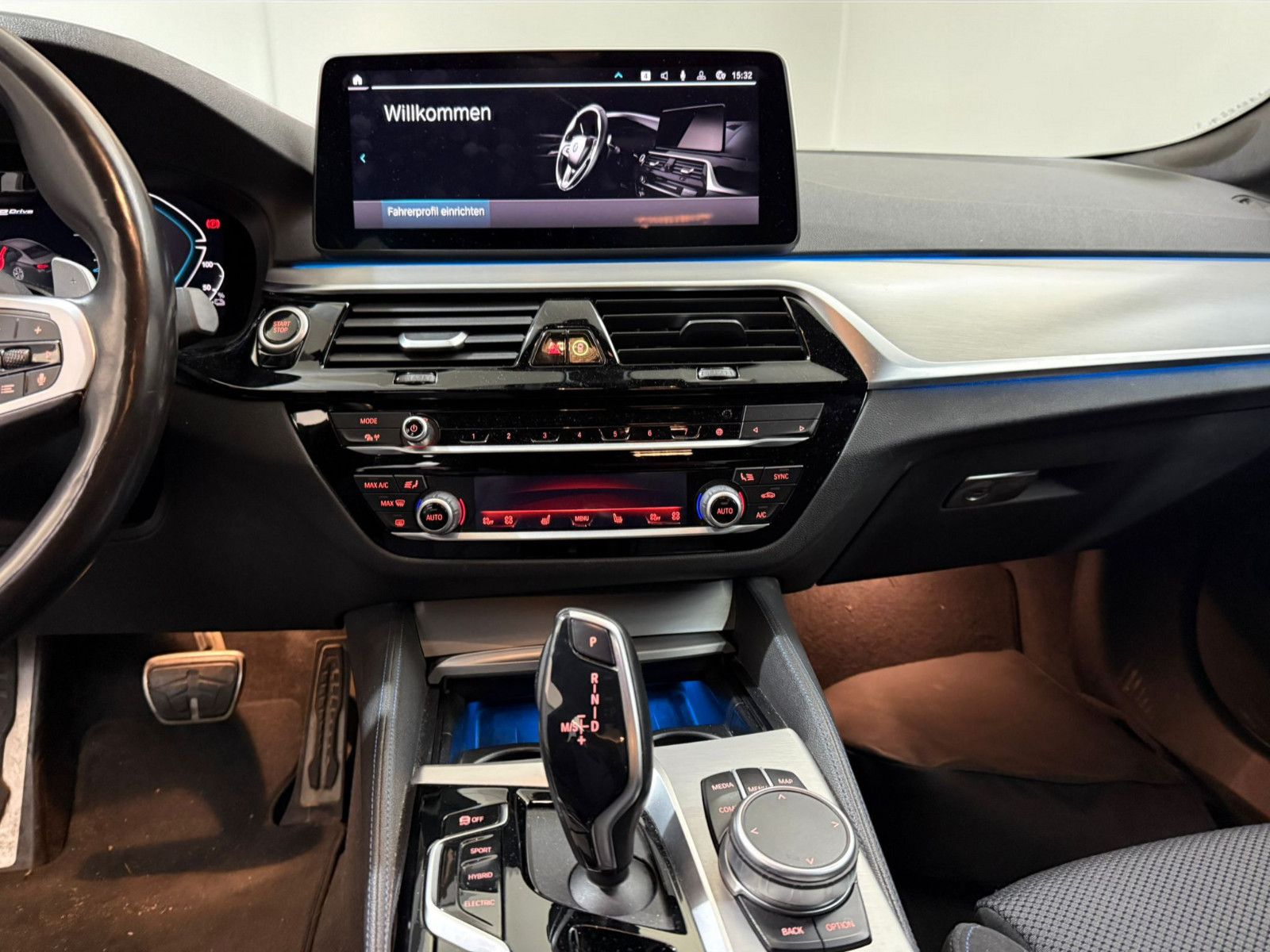 BMW 530e X Limo M-Sport ACC*360*AHK*HARMAN&KARDON