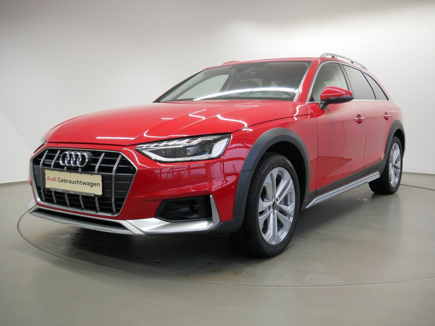 Audi A4 allroad 40 TDI quattro S tro. MATRIX AHK PANO