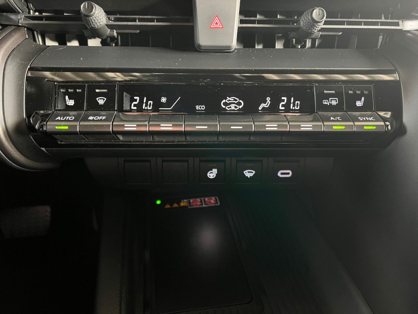 Toyota C-HR 1.8 Hybrid Team D *LED*ACC*CAM*CarPlay*SHZ*