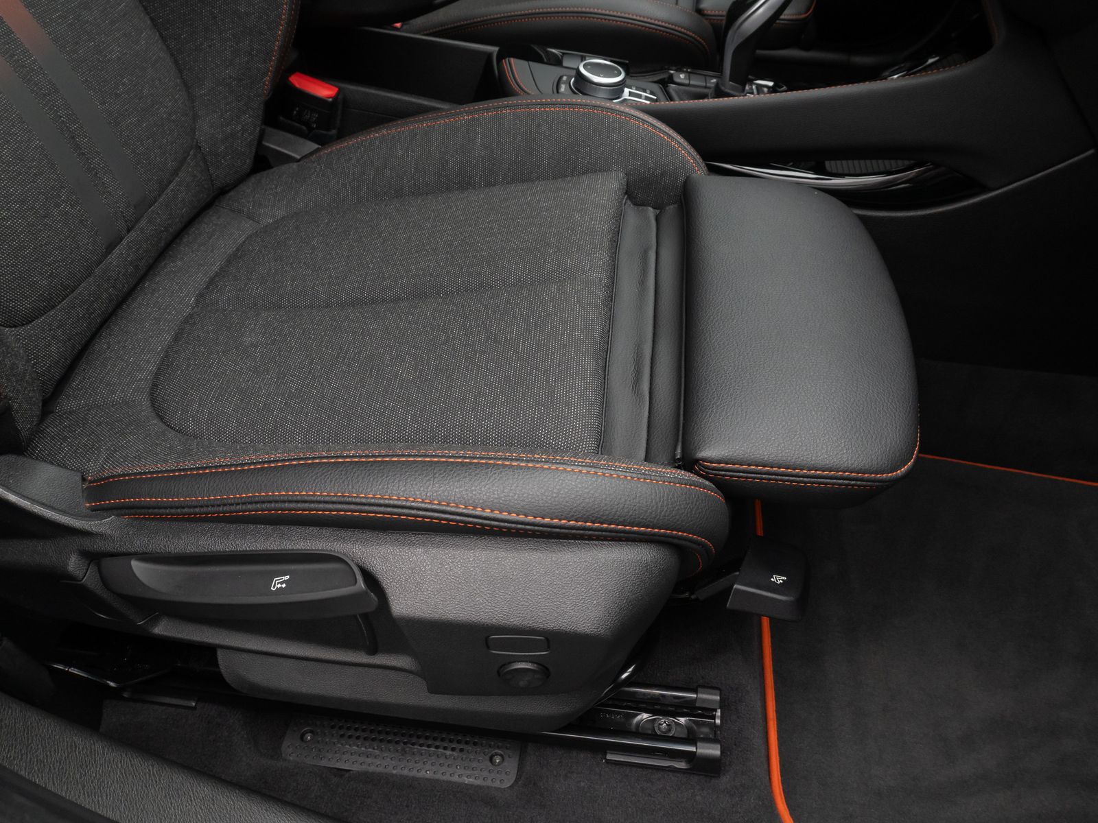 BMW X1 xD20i Sport Line - Samsaru's Car Outlet