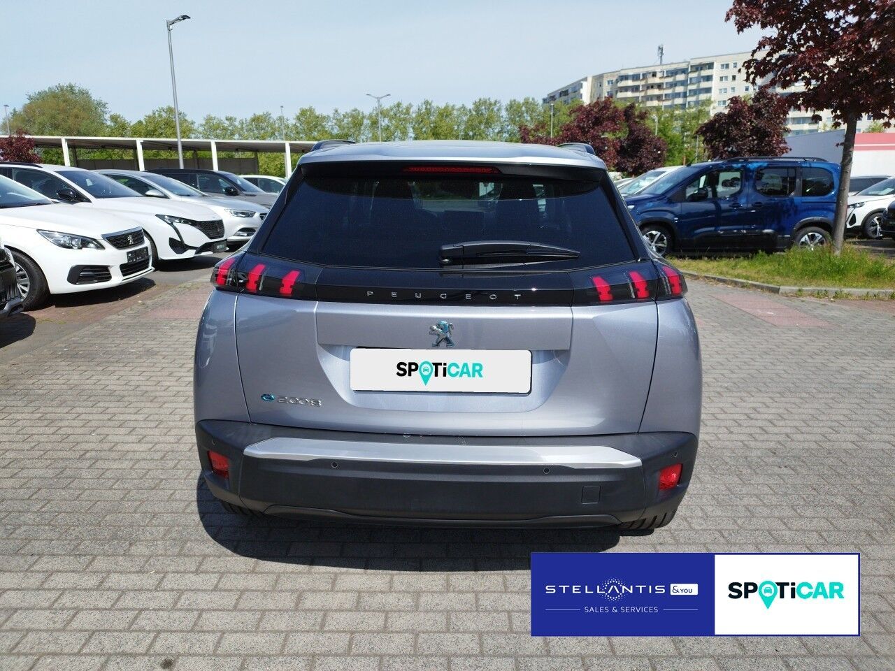 Peugeot 2008 Allure 136 Elektro - Samsaru's Car Outlet
