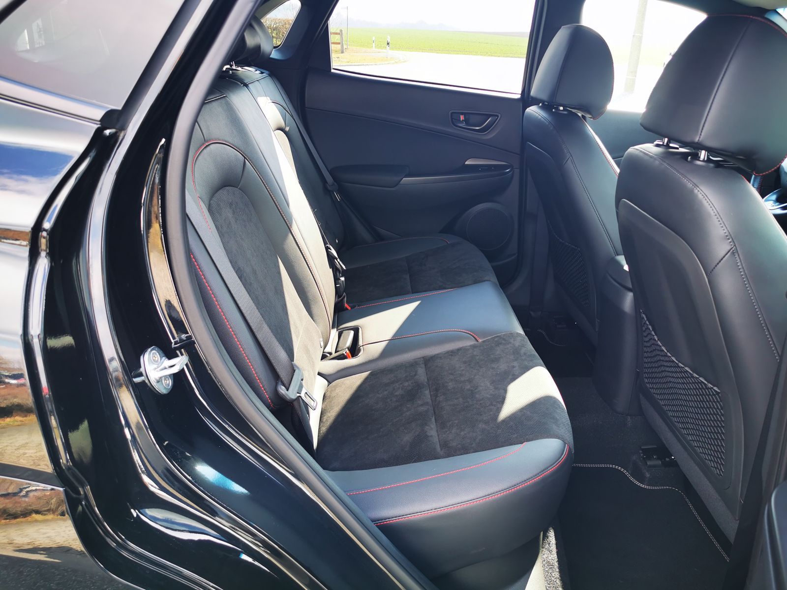 Hyundai Kona 1.6 T-GDI N Line 4WD - Samsaru's Car Outlet