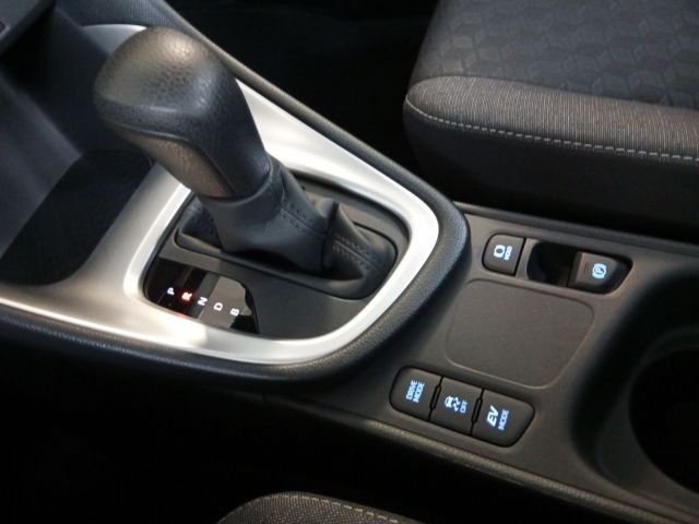 Toyota Yaris 1.5 Hybrid Team D *LED*PDC*KAMERA*