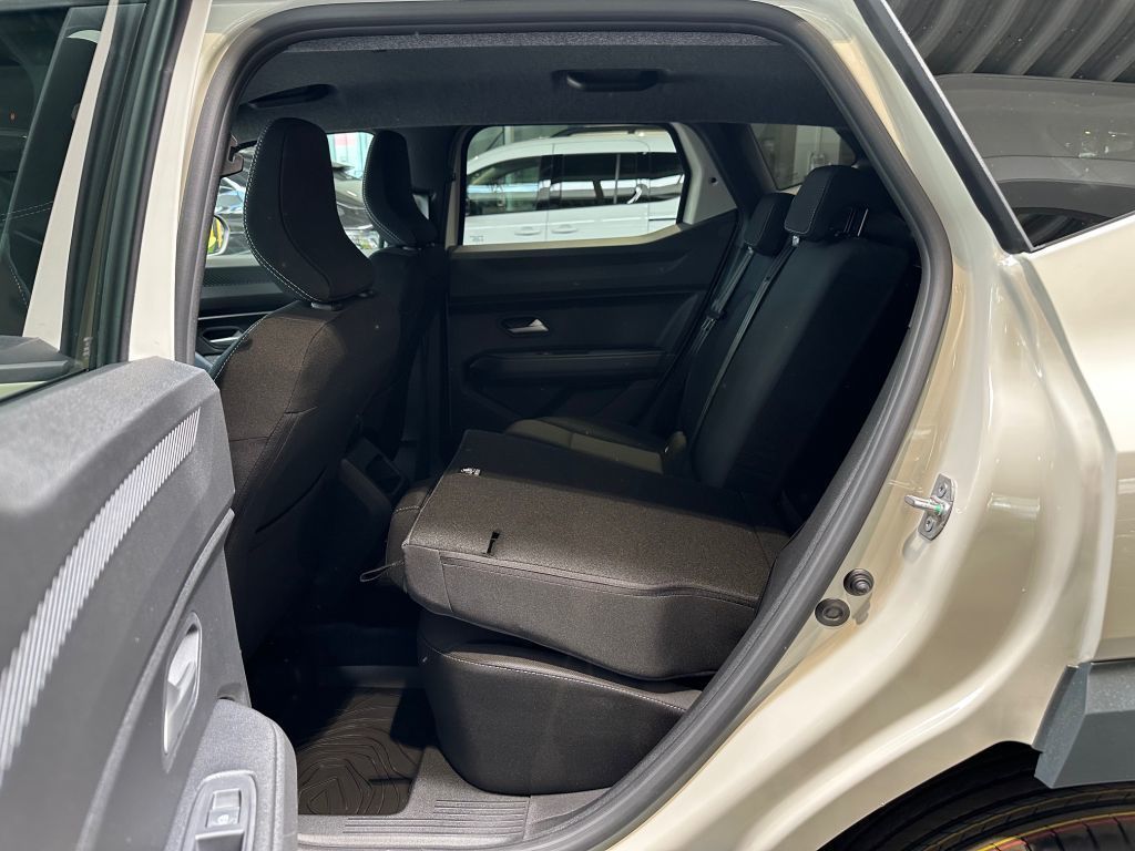 Dacia Duster Journey TCe 130 PS - Samsaru's Car Outlet
