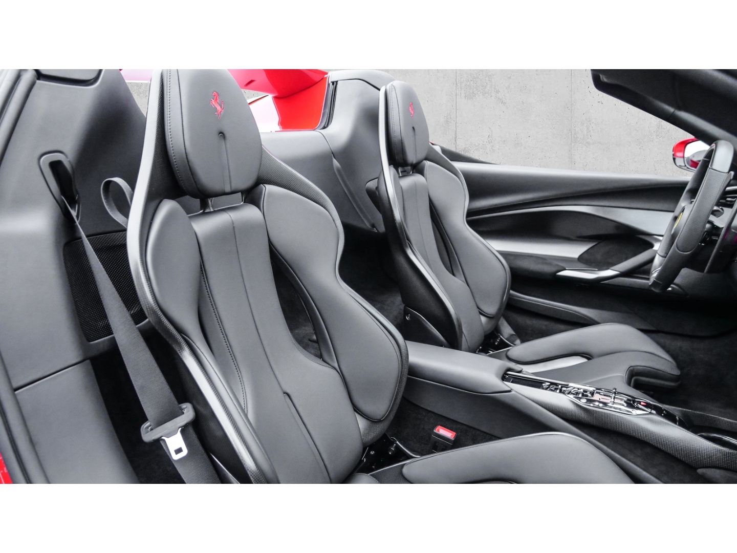 Ferrari 296 GTS - Samsaru's Car Outlet