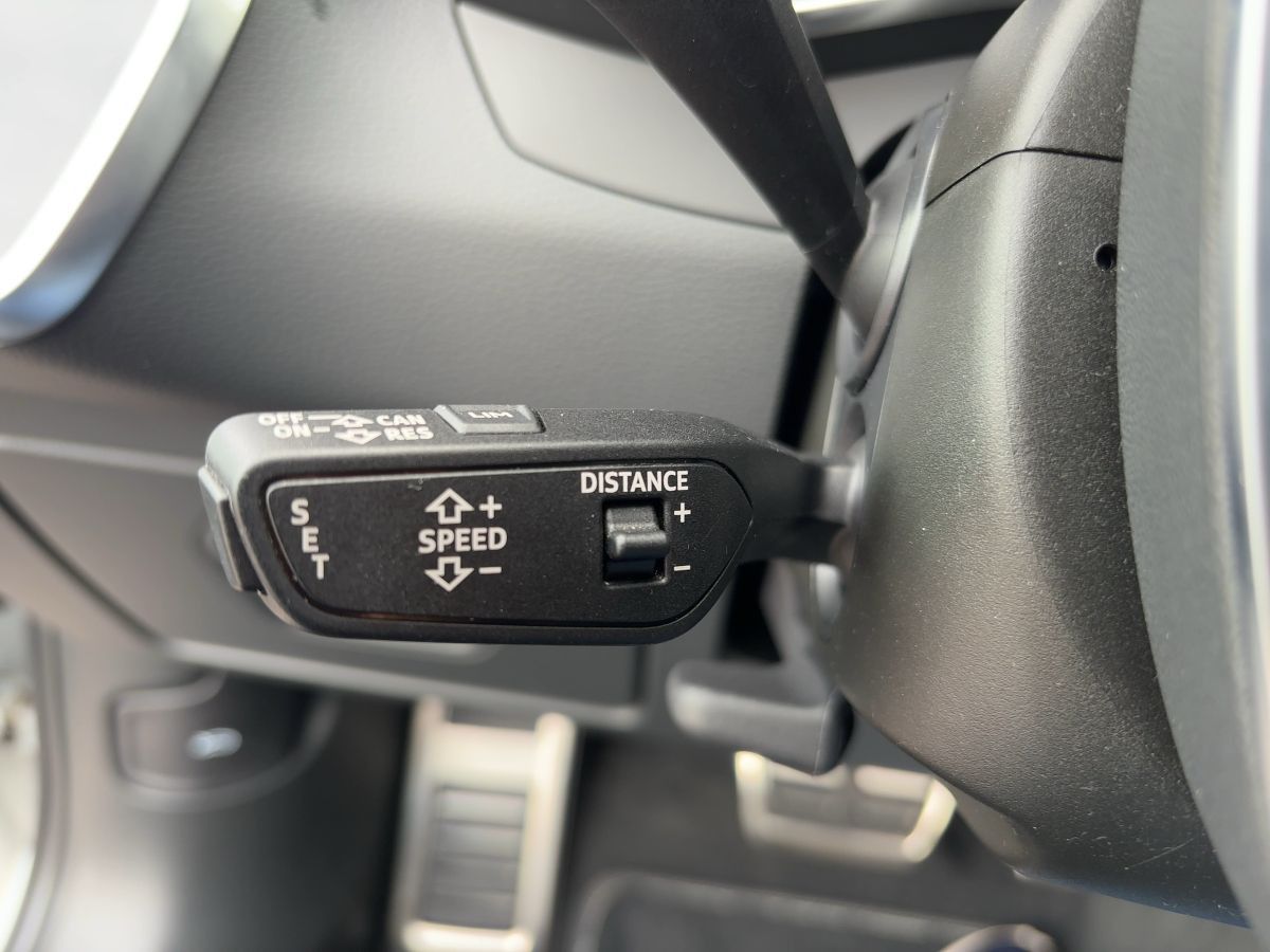 Audi A6 Avant 55 TFSI e Q. sport - Samsaru's Car Outlet