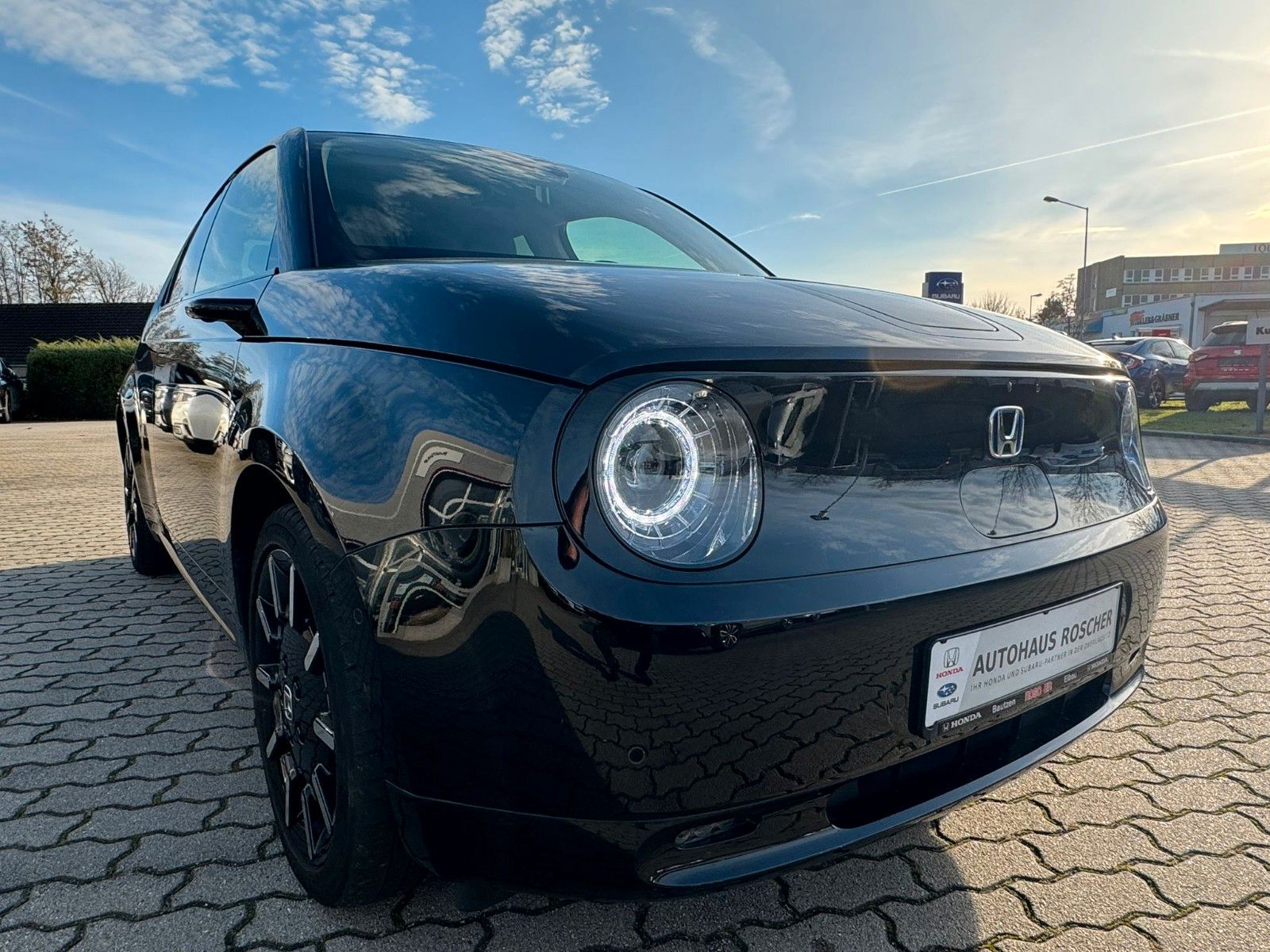 Honda e Advance 17er